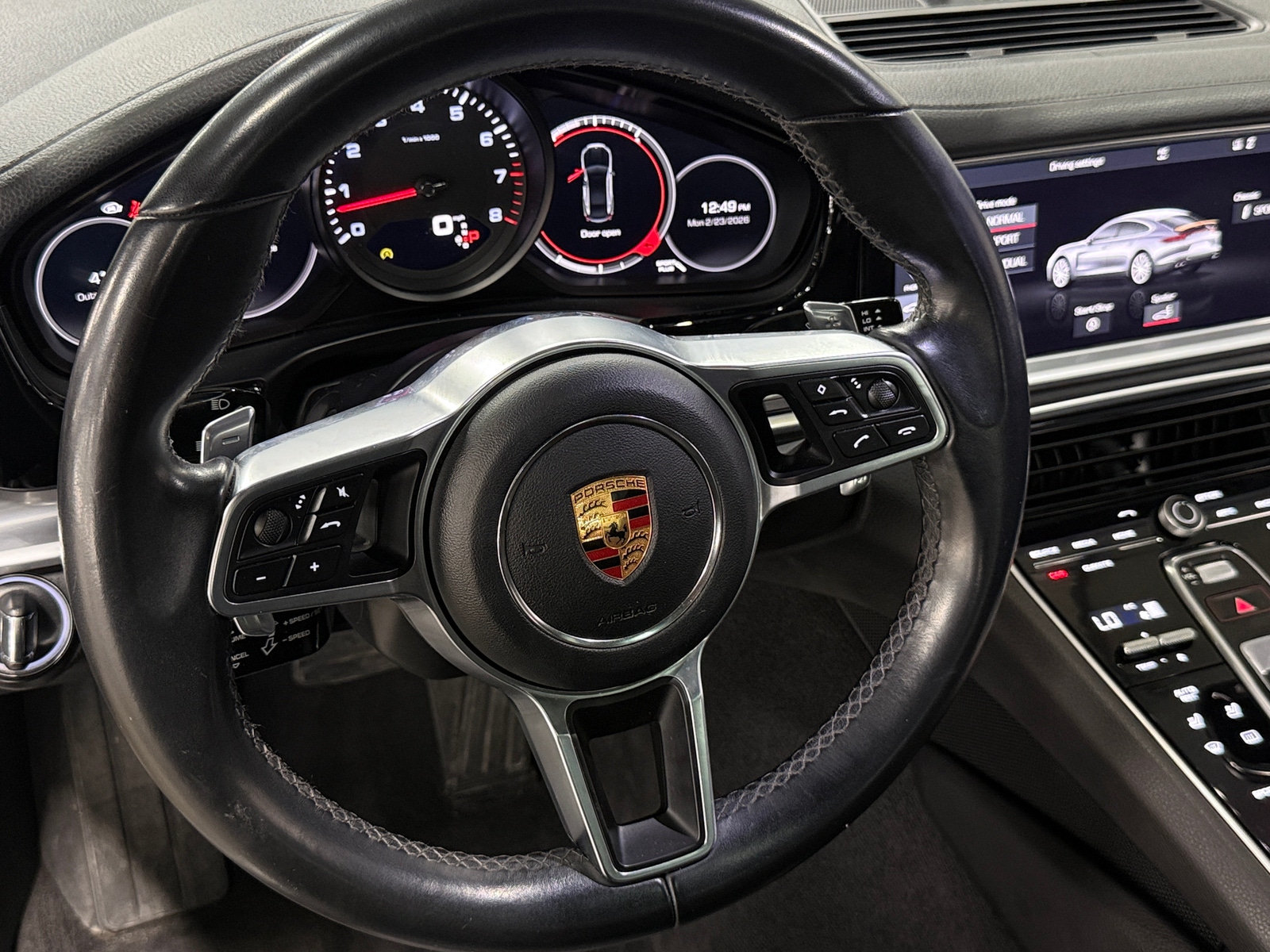 Thumbnail: 2018 Porsche Panamera - 4