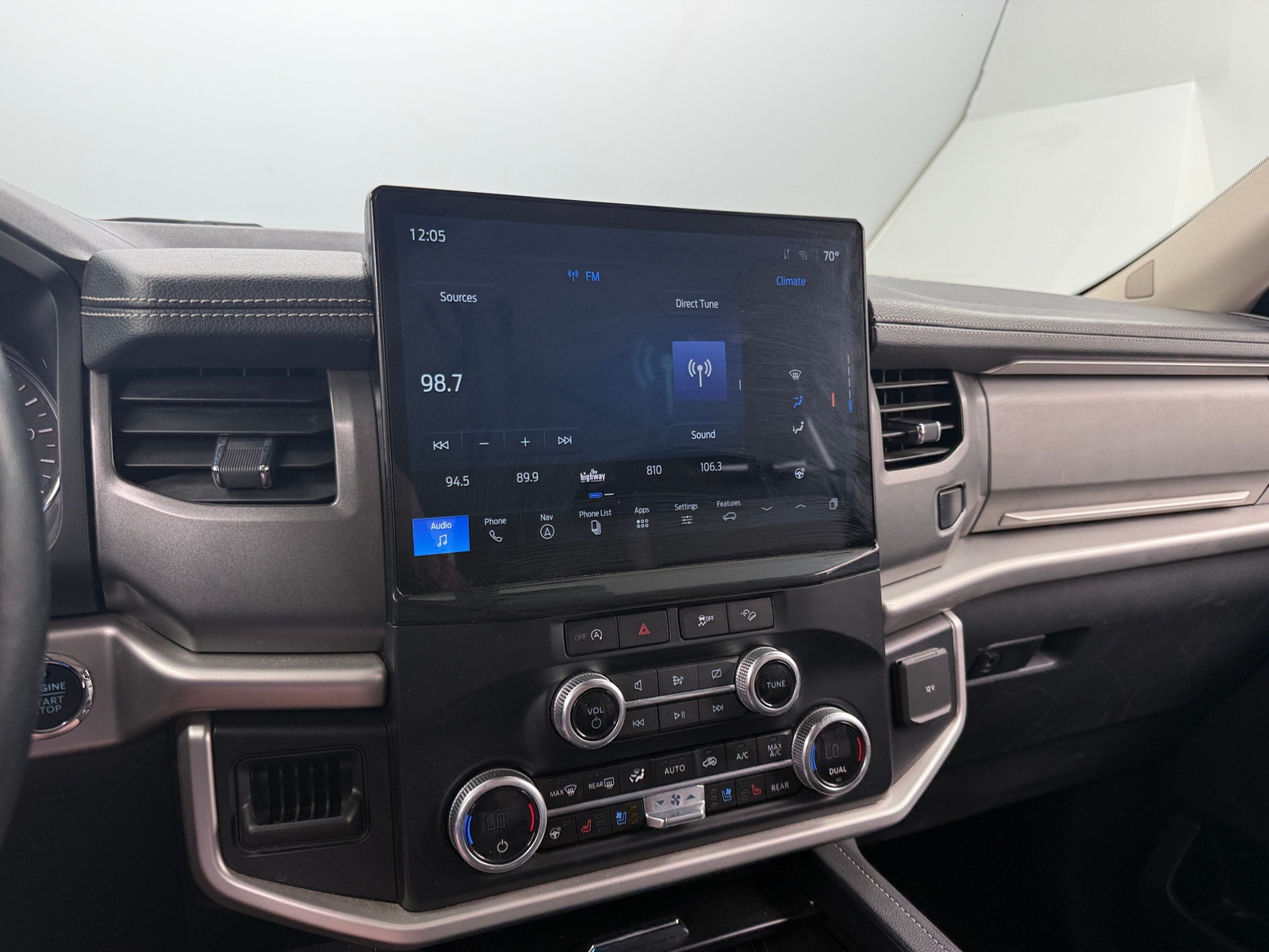 Thumbnail: 2024 Ford Expedition - 4