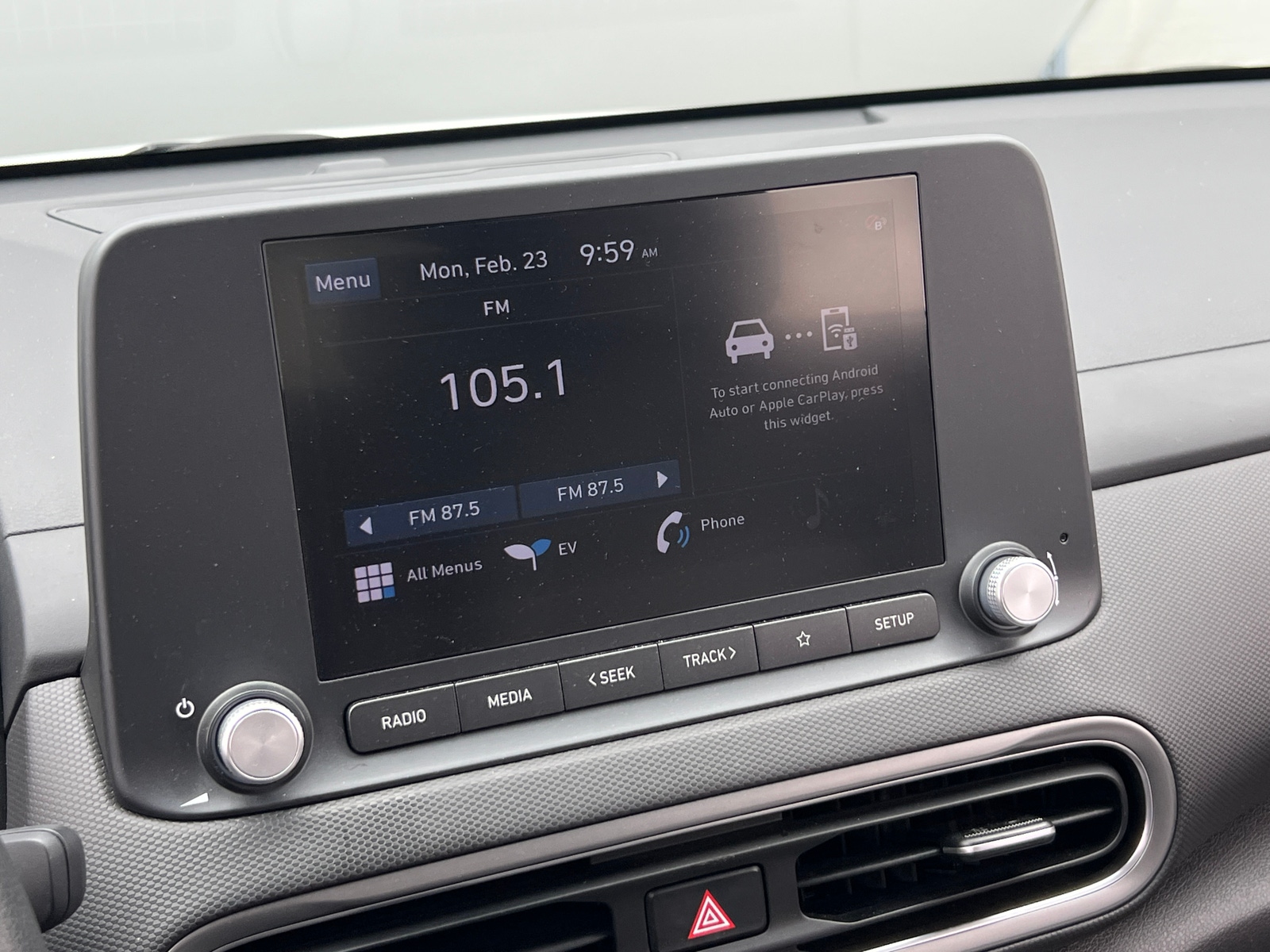 Thumbnail: 2023 Hyundai Kona - 4