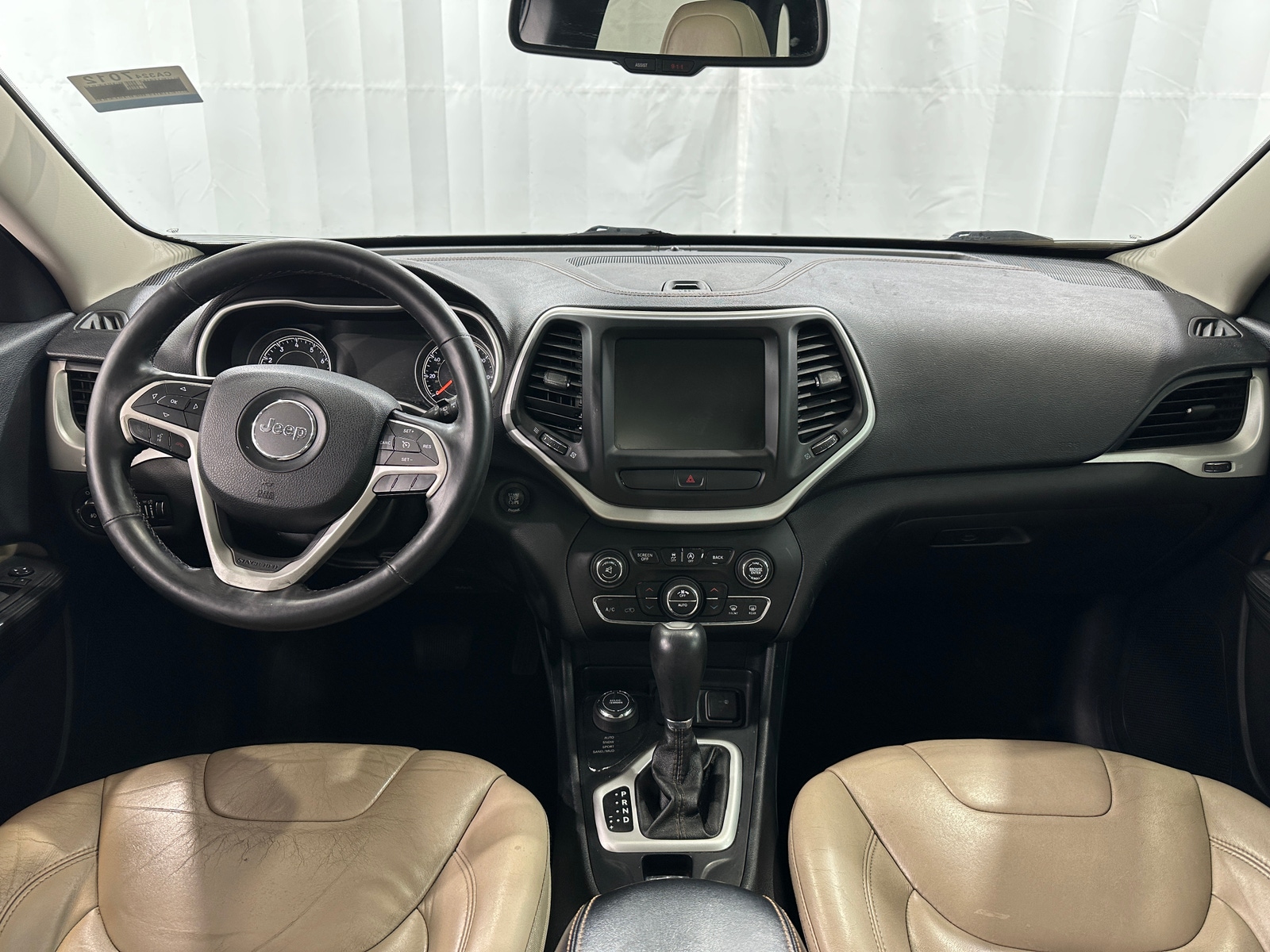 Thumbnail: 2015 Jeep Cherokee - 2