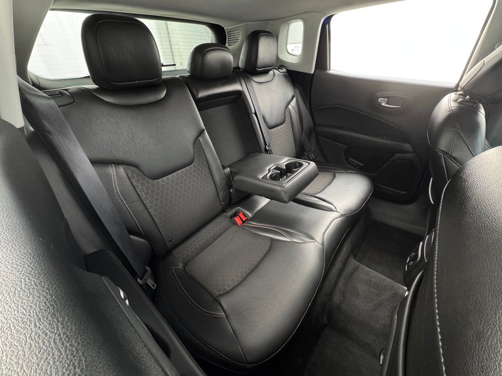 Thumbnail: 2018 Jeep Compass - 6