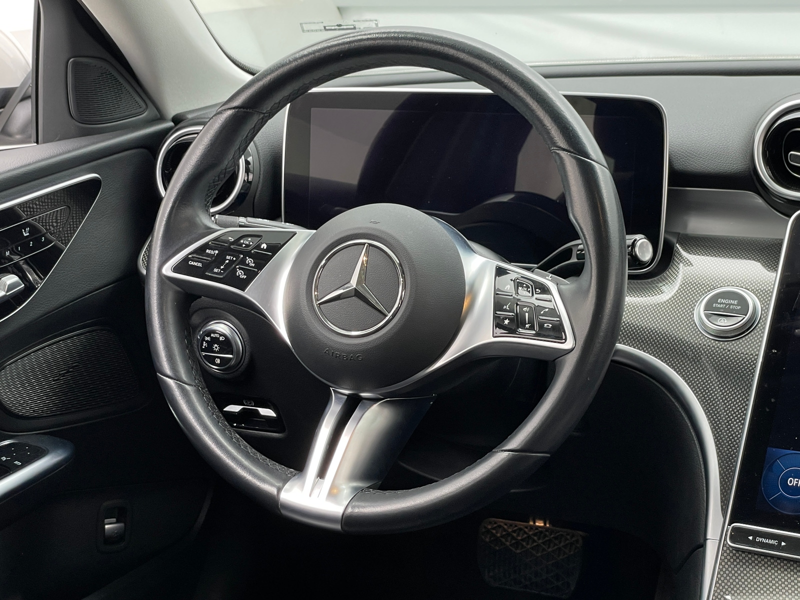 Thumbnail: 2022 Mercedes-Benz C-Class - 4