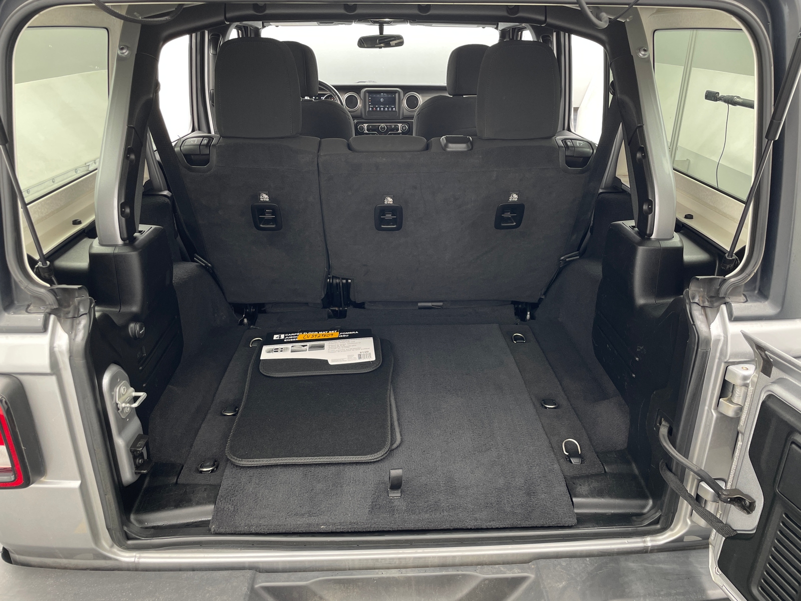 Thumbnail: 2021 Jeep Wrangler - 7