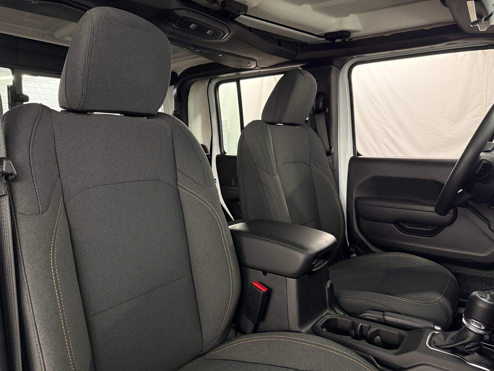 Thumbnail: 2025 Jeep Gladiator - 2