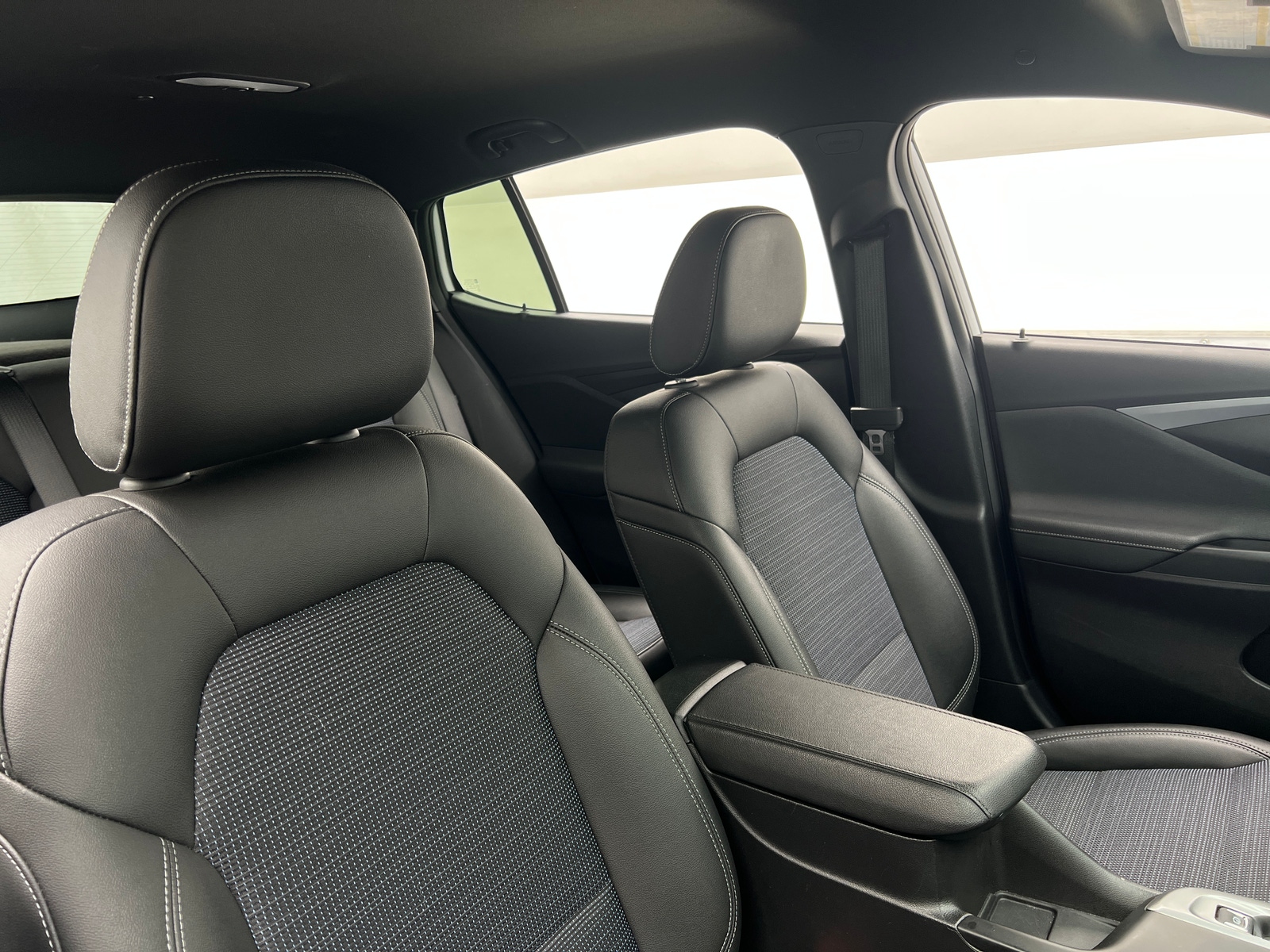 Thumbnail: 2025 Buick Envista - 2