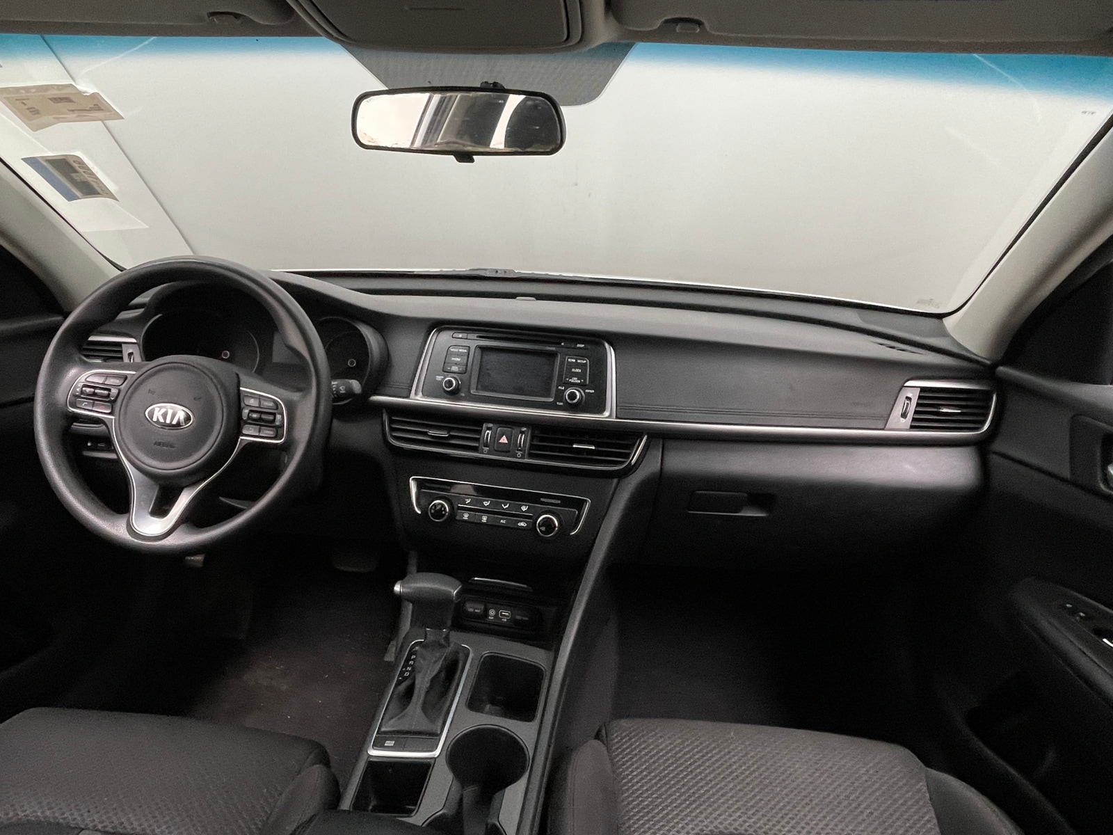 Thumbnail: 2017 Kia Optima - 3