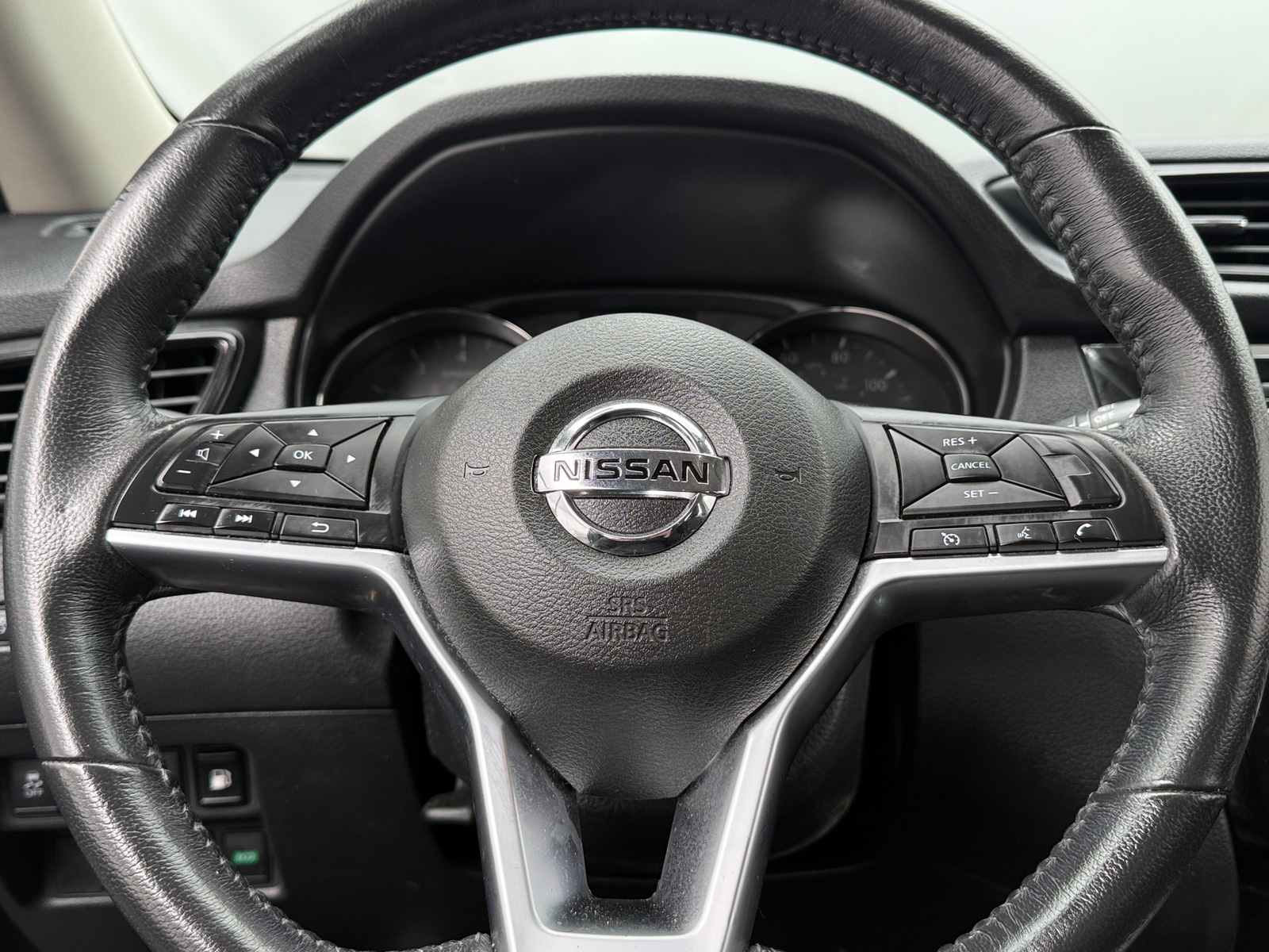 Thumbnail: 2018 Nissan Rogue - 5