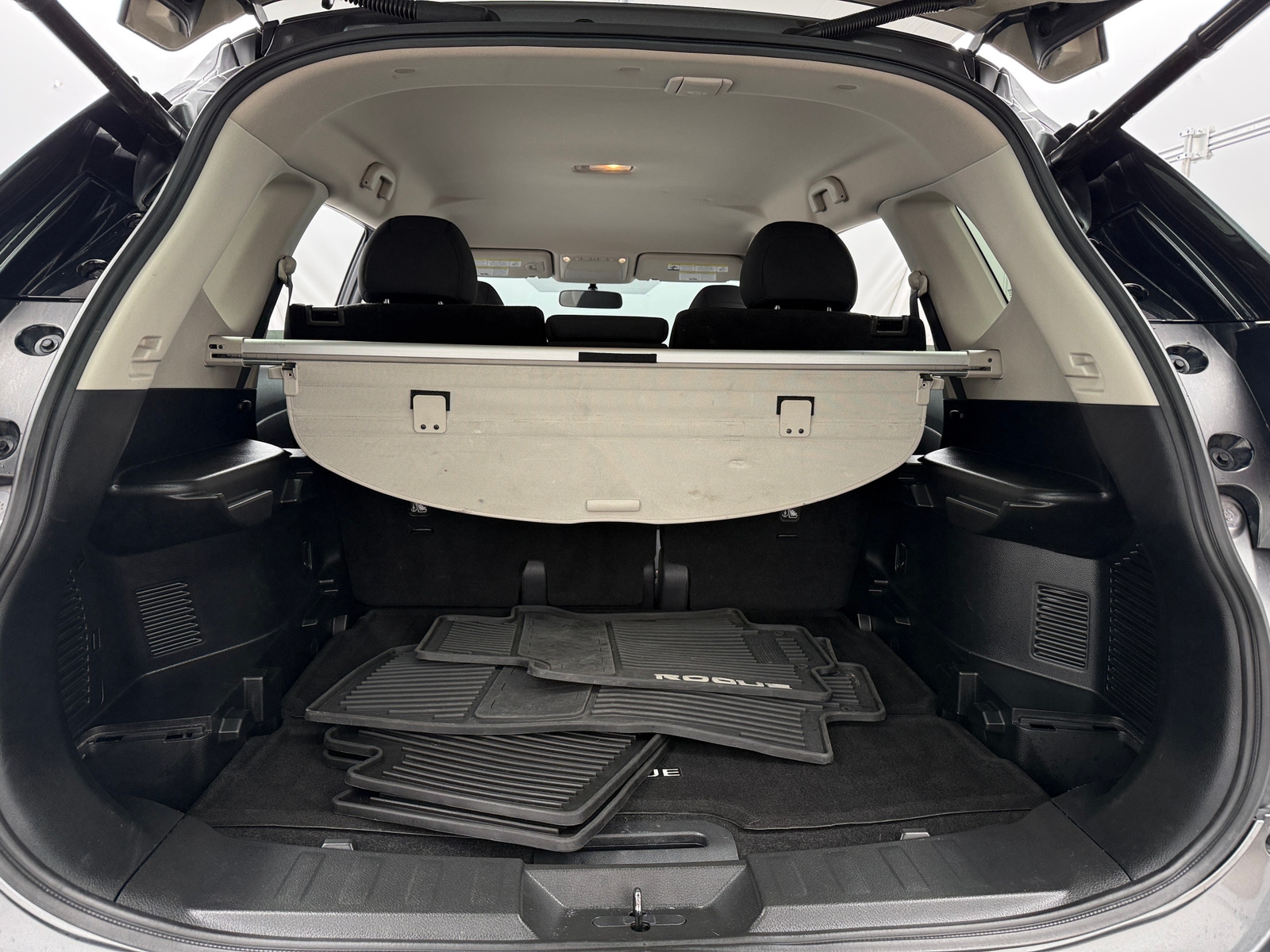 Thumbnail: 2018 Nissan Rogue - 7