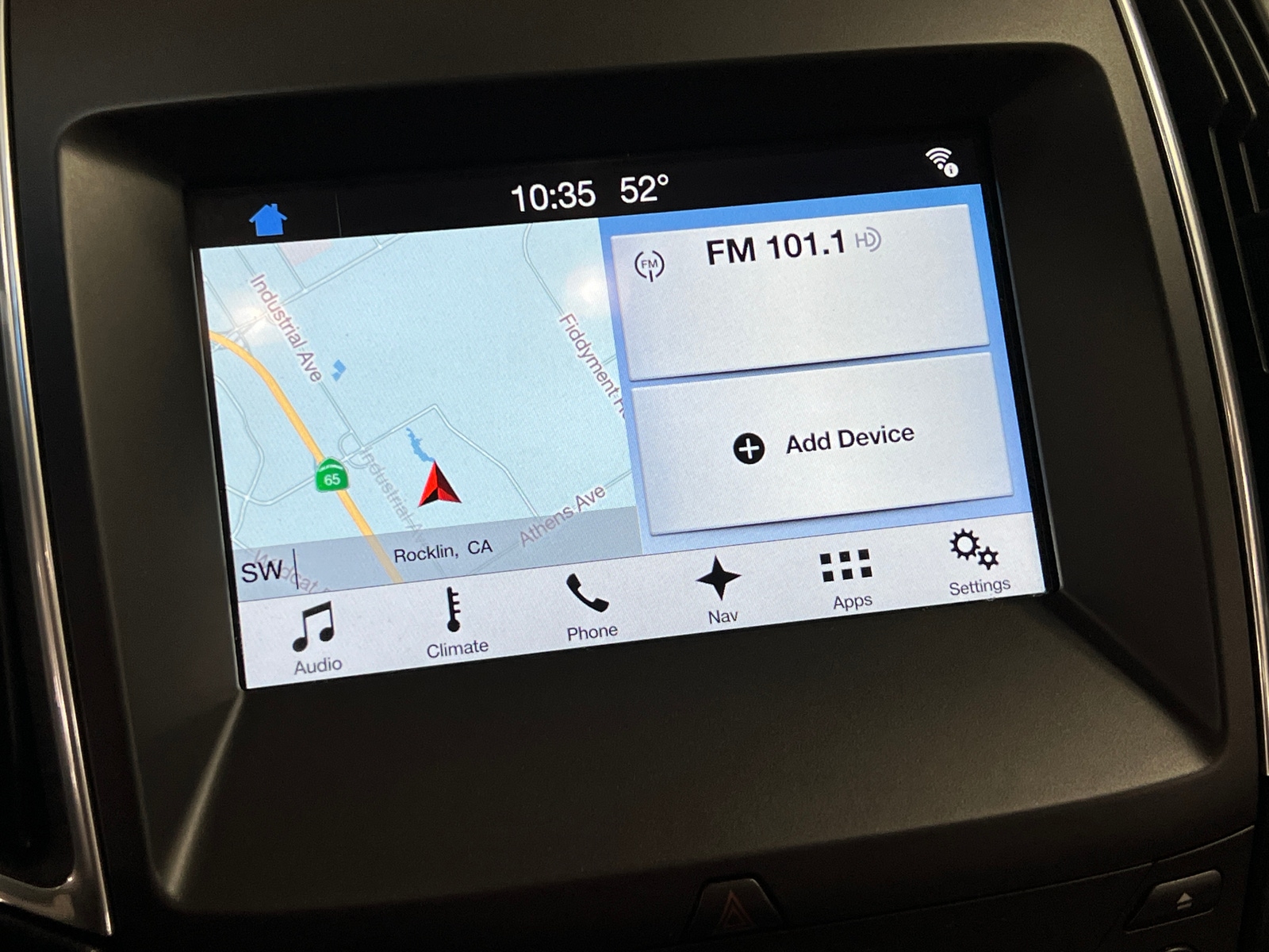 Thumbnail: 2016 Ford Edge - 3