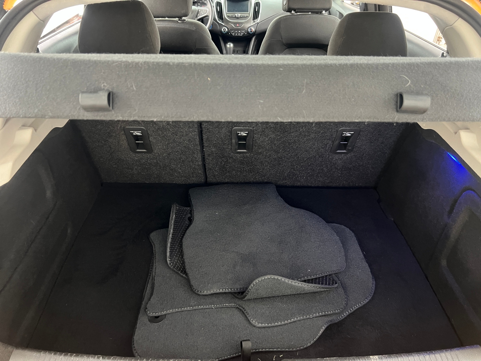 Thumbnail: 2017 Chevrolet Cruze - 7