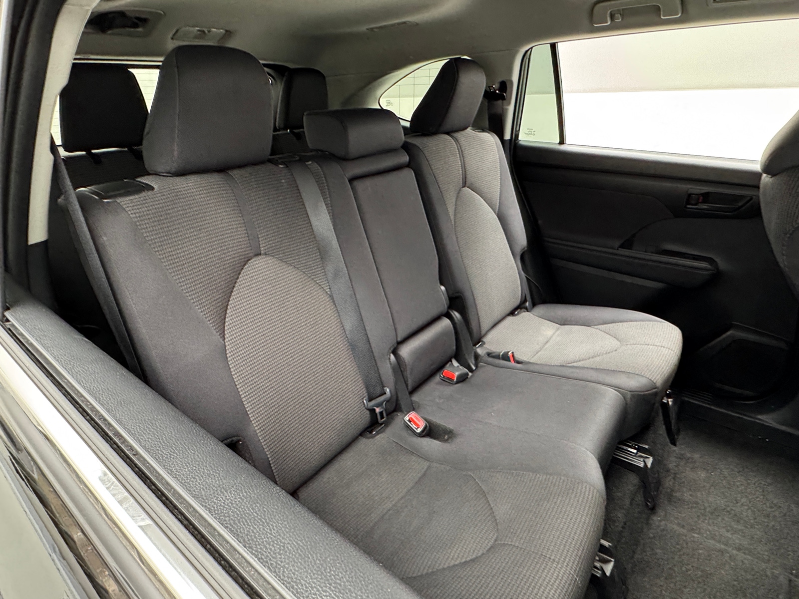 Thumbnail: 2025 Toyota Highlander - 6