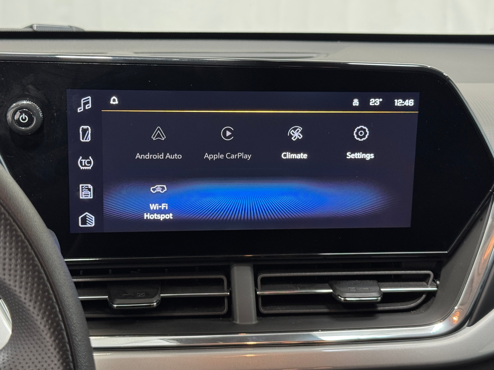 Thumbnail: 2025 Chevrolet Trax - 4