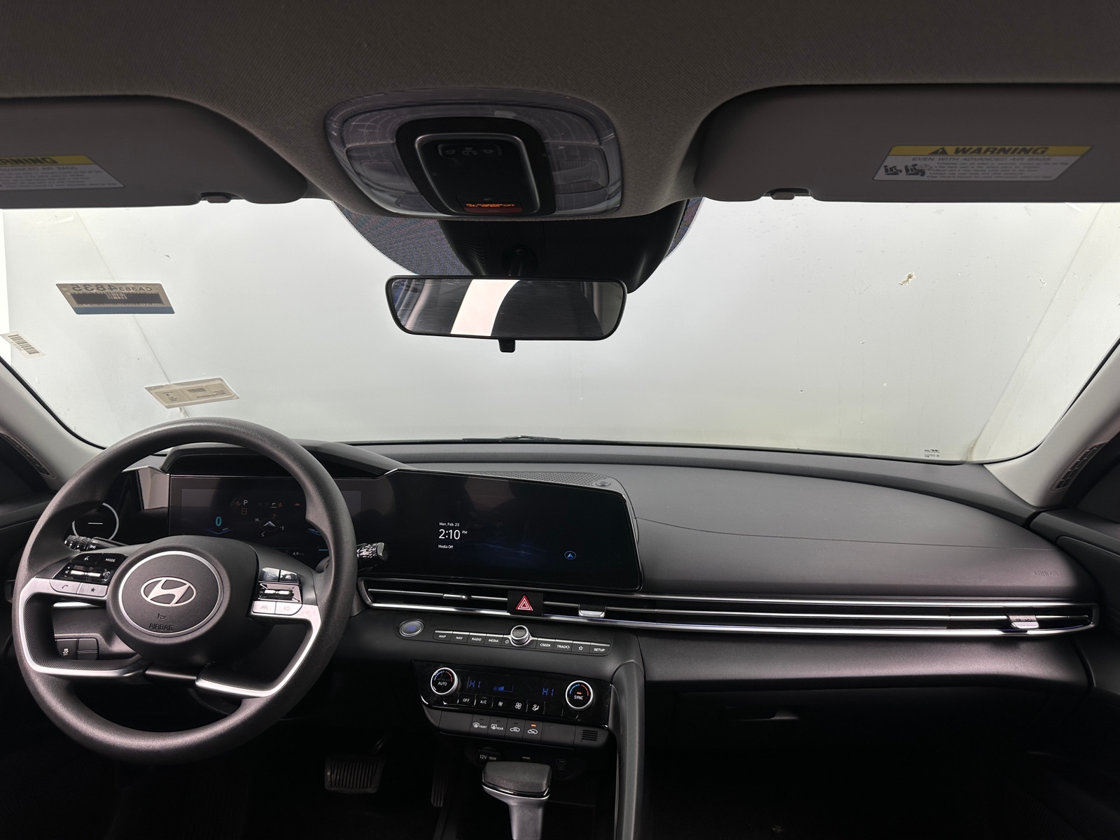 Thumbnail: 2024 Hyundai Elantra - 3