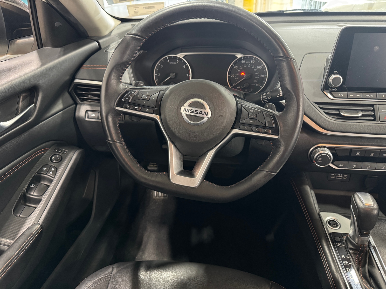 Thumbnail: 2020 Nissan Altima - 5