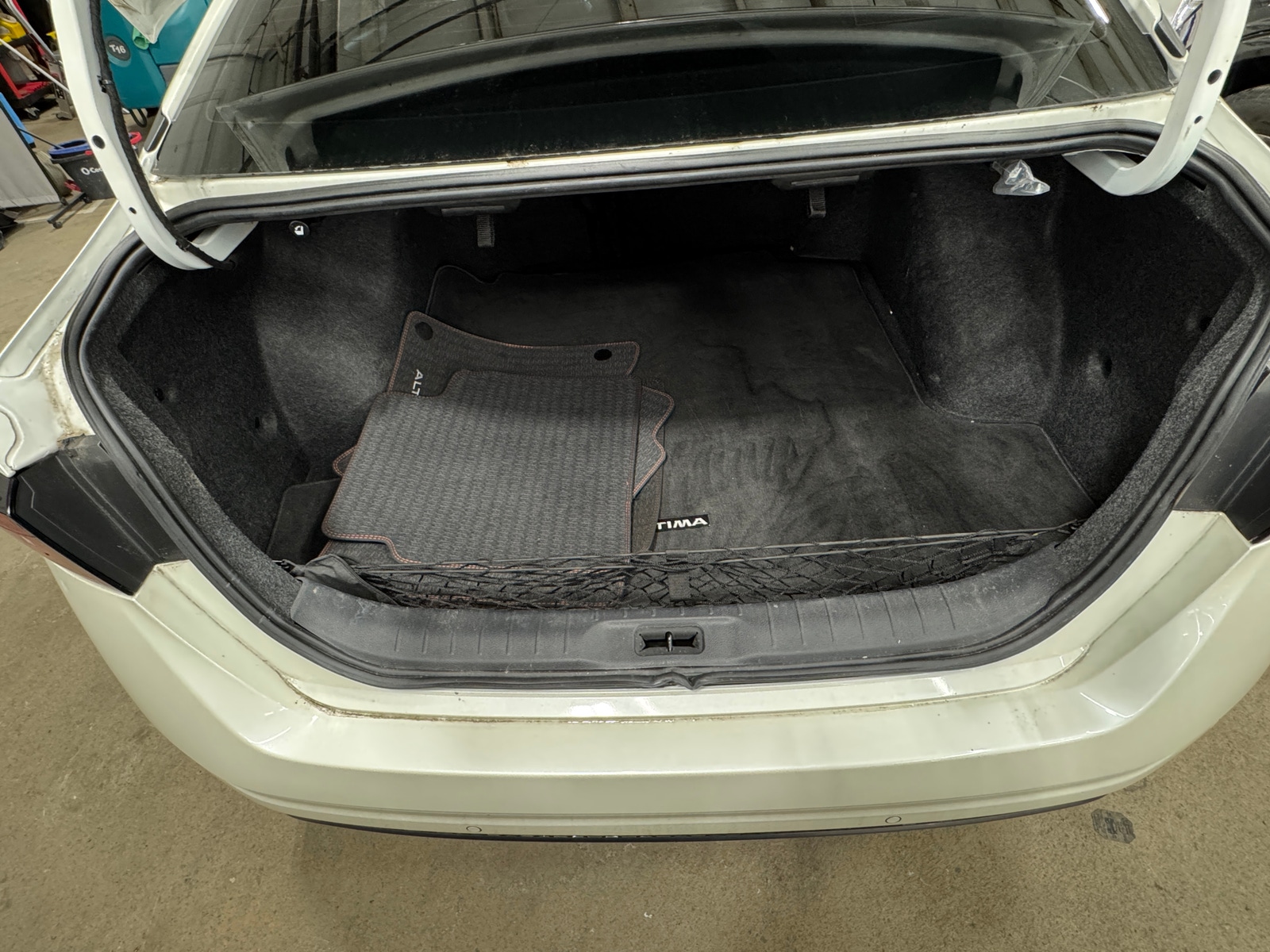 Thumbnail: 2020 Nissan Altima - 7