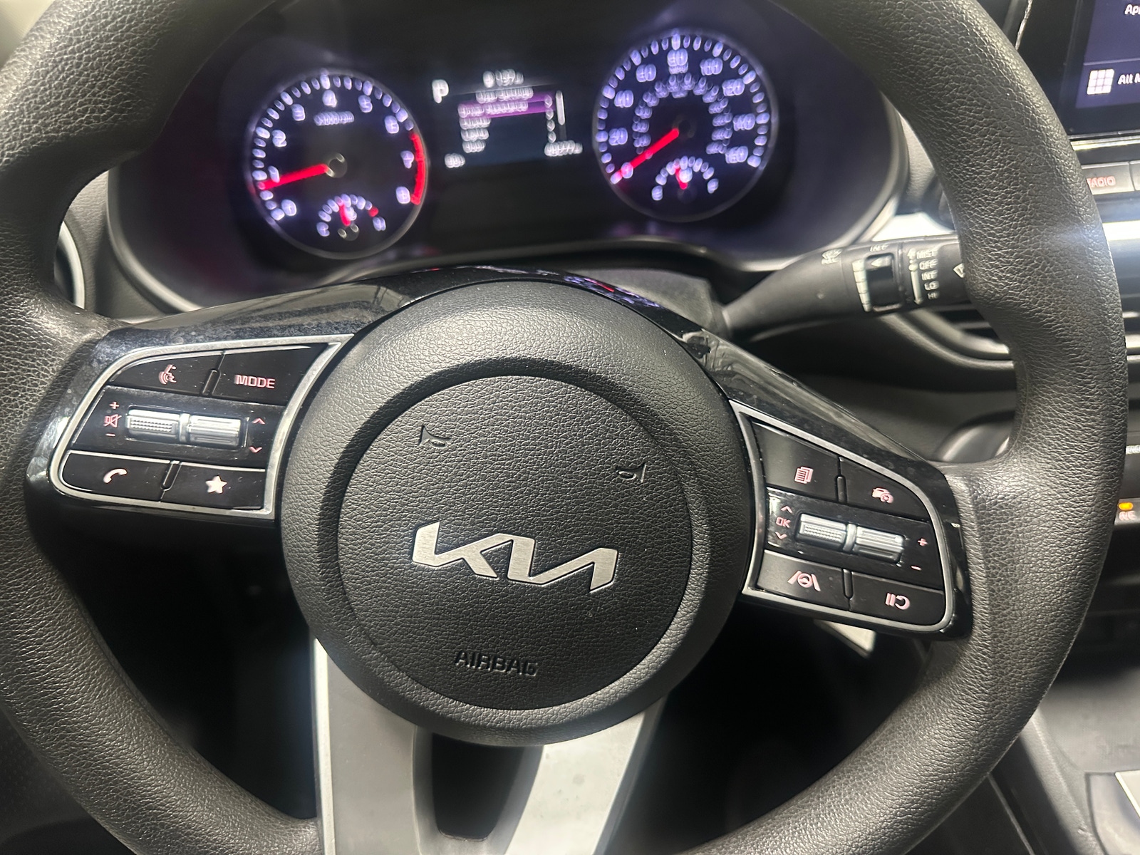 Thumbnail: 2024 Kia Forte - 5