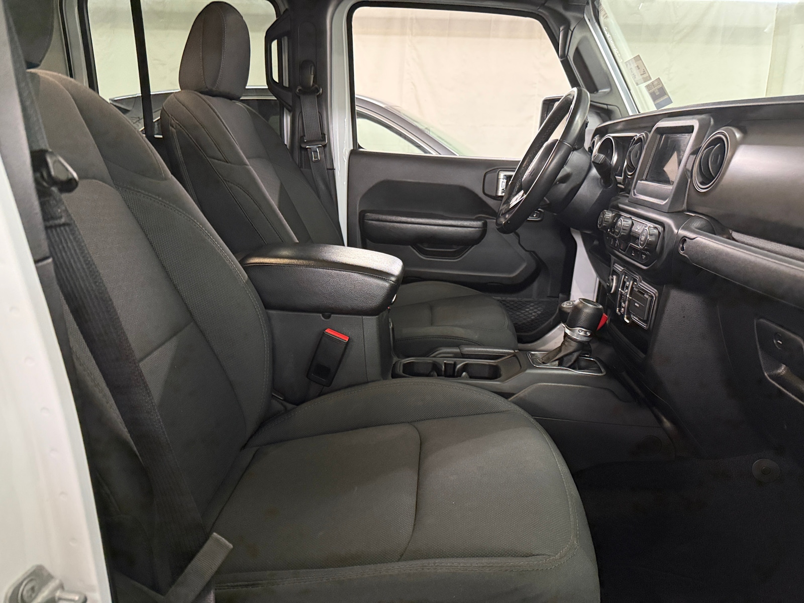 Thumbnail: 2022 Jeep Gladiator - 2