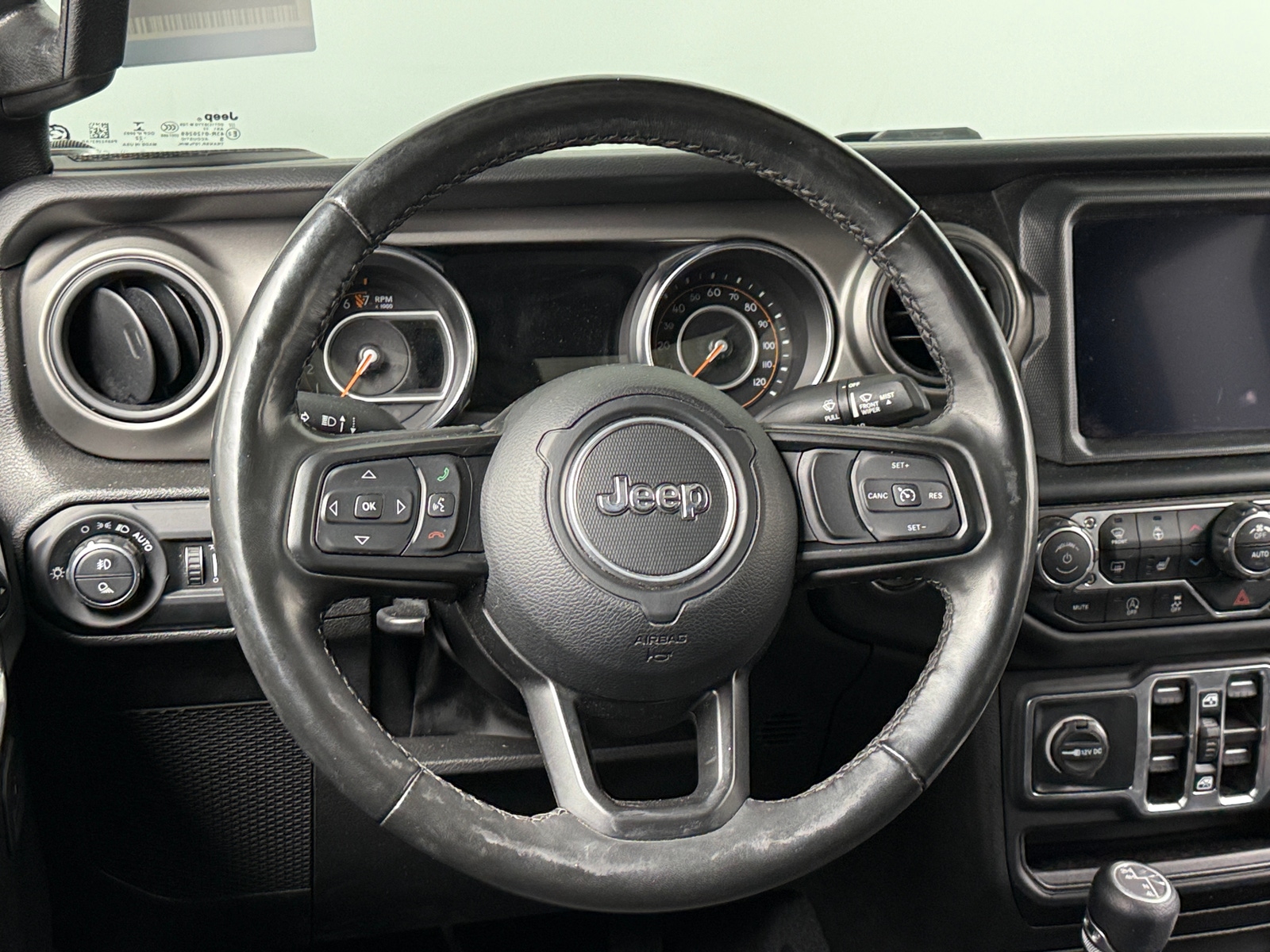 Thumbnail: 2022 Jeep Gladiator - 5