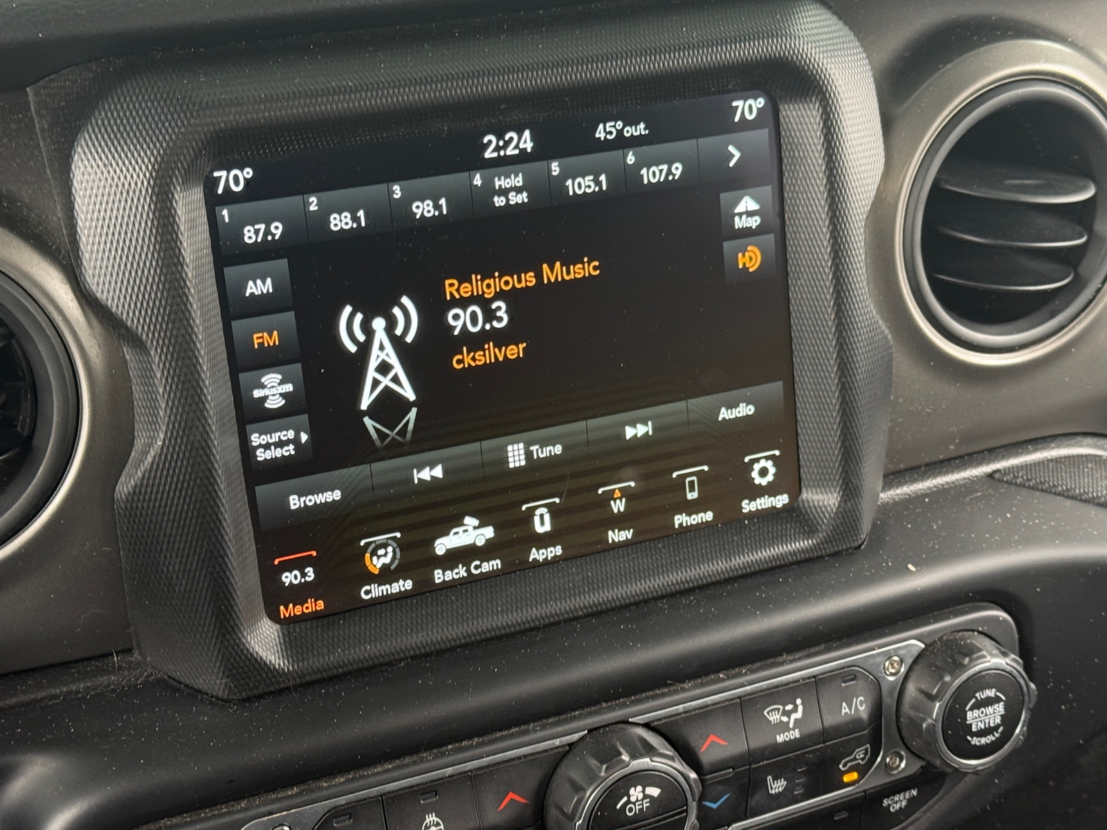 Thumbnail: 2022 Jeep Gladiator - 4