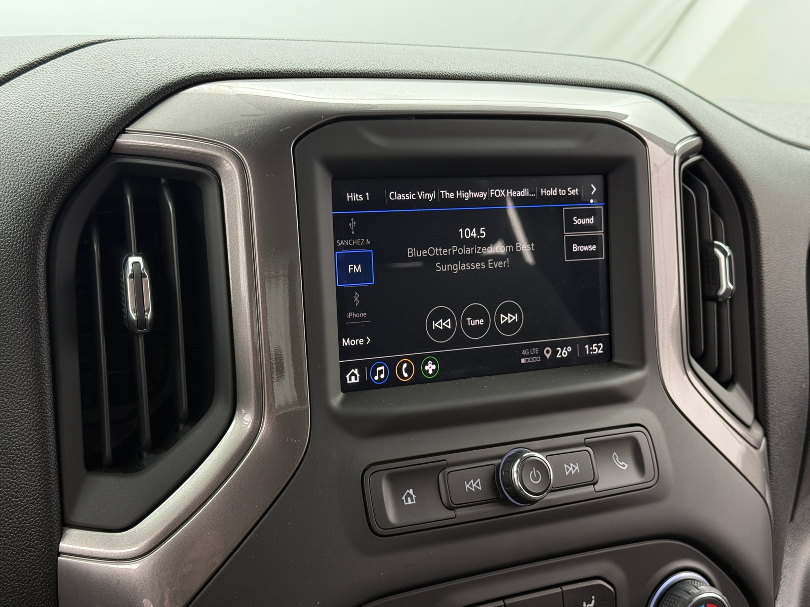 Thumbnail: 2026 Chevrolet Silverado 1500 - 4