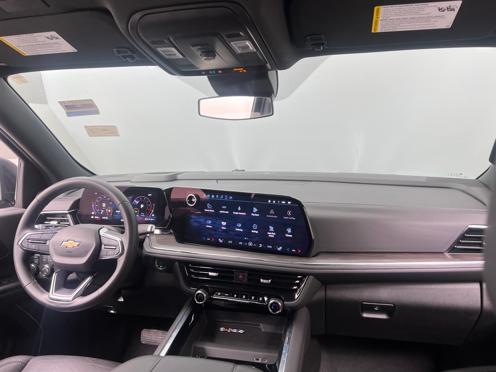 Thumbnail: 2025 Chevrolet Tahoe - 2