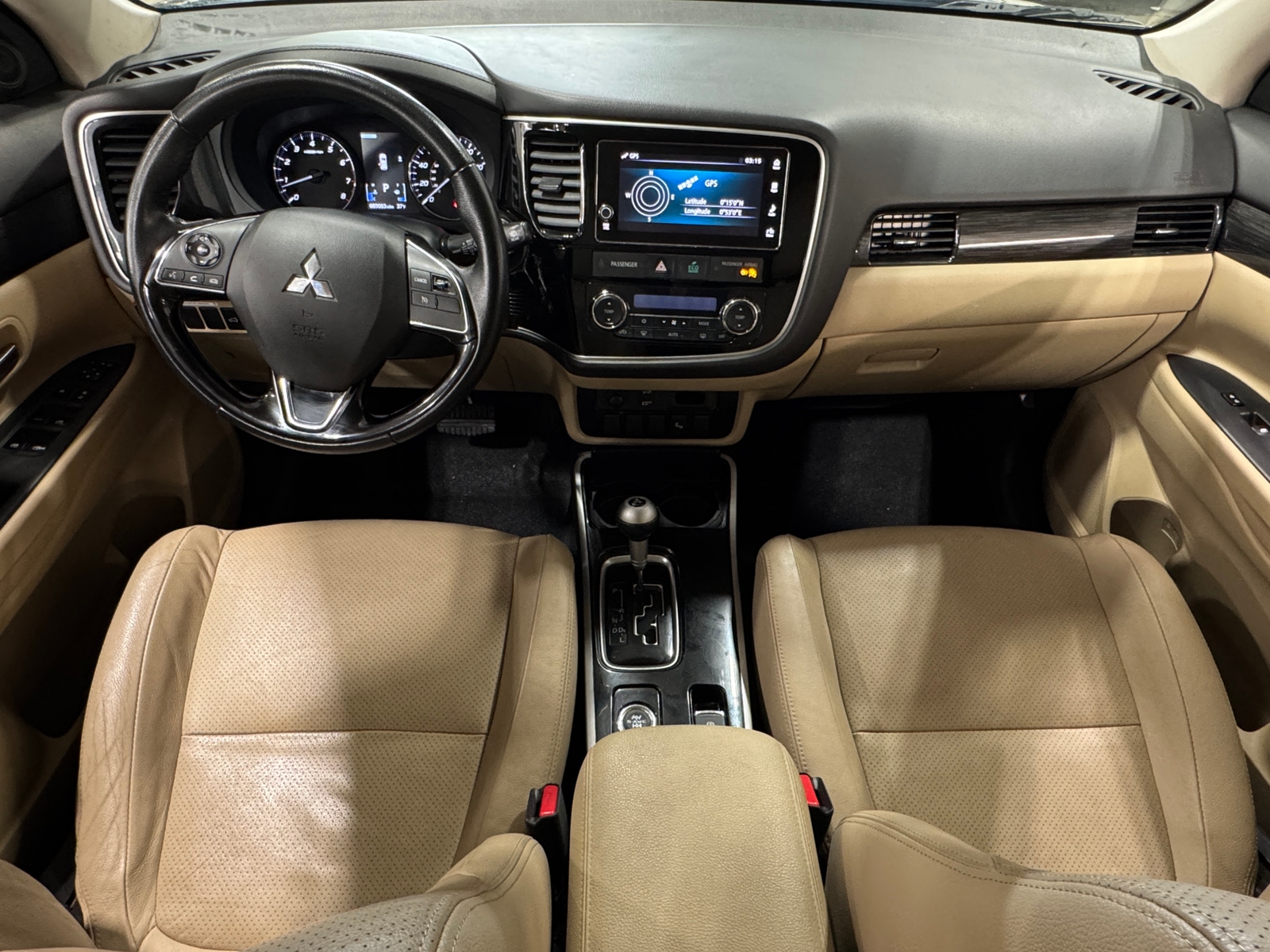 Thumbnail: 2018 Mitsubishi Outlander - 2