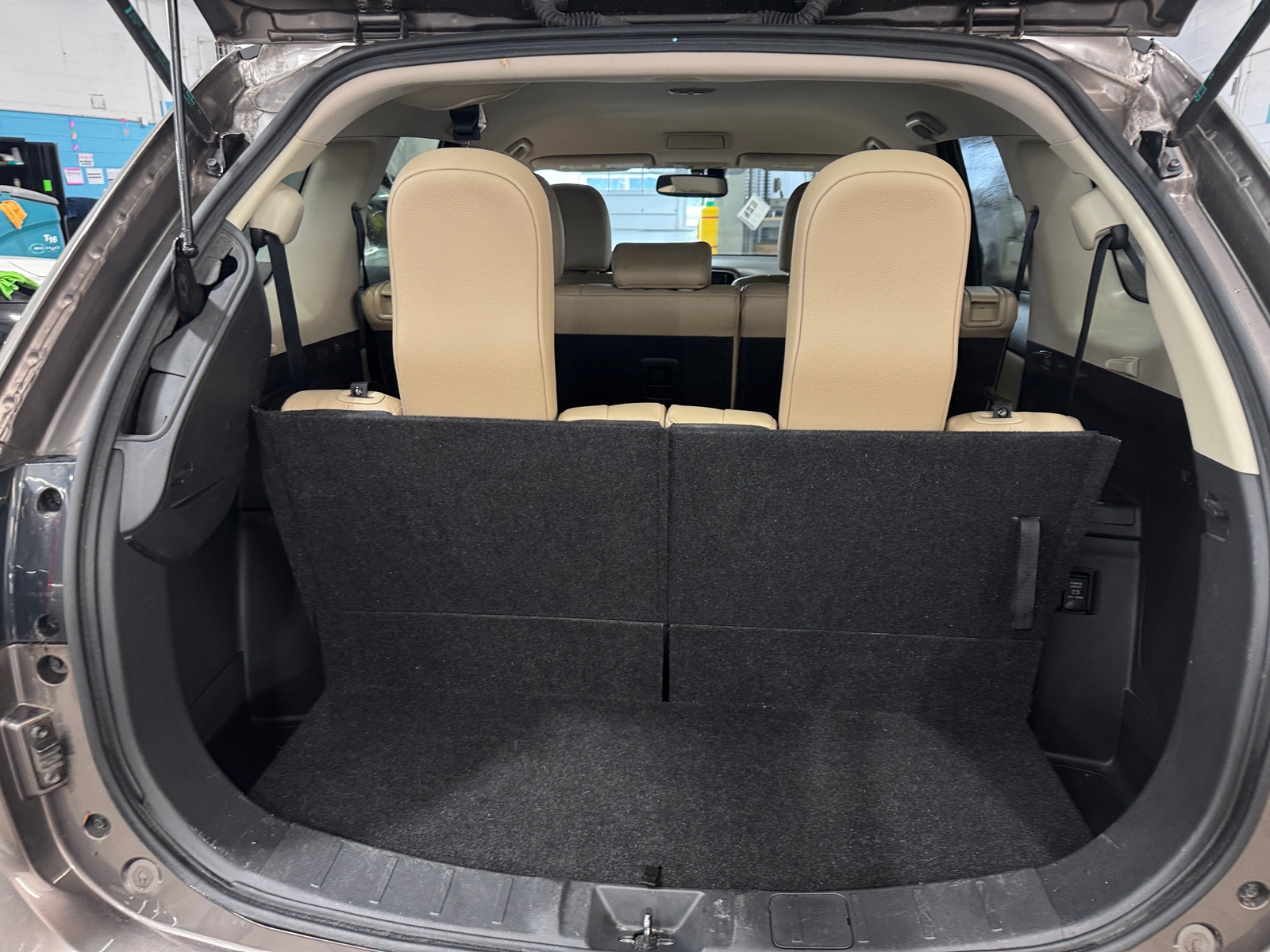 Thumbnail: 2018 Mitsubishi Outlander - 6