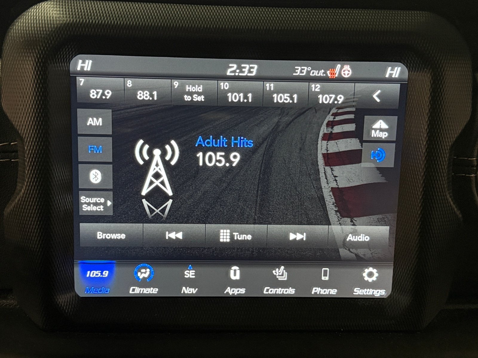 Thumbnail: 2020 Jeep Gladiator - 3