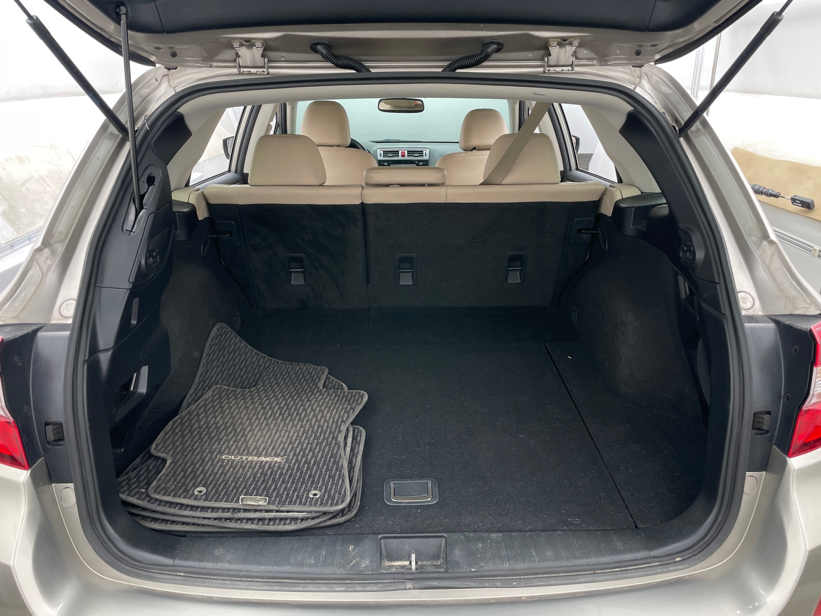 Thumbnail: 2015 Subaru Outback - 6