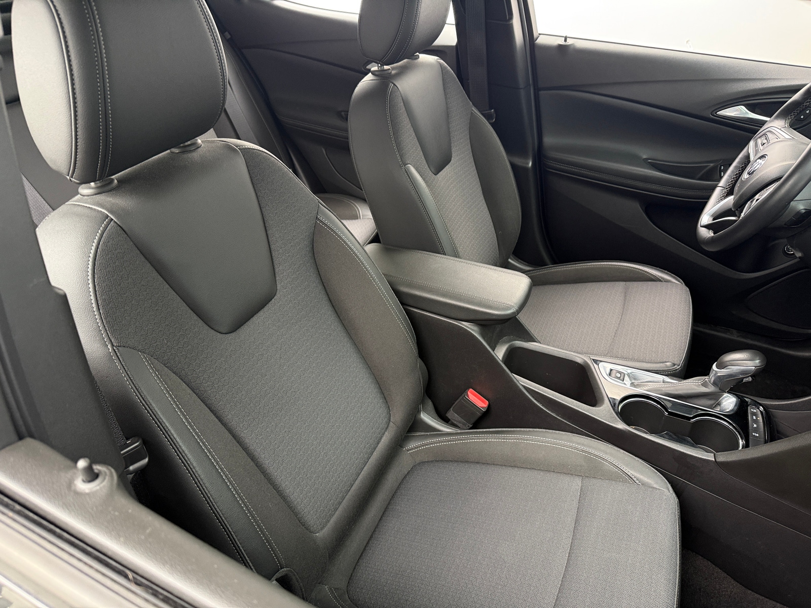 Thumbnail: 2020 Buick Encore GX - 2