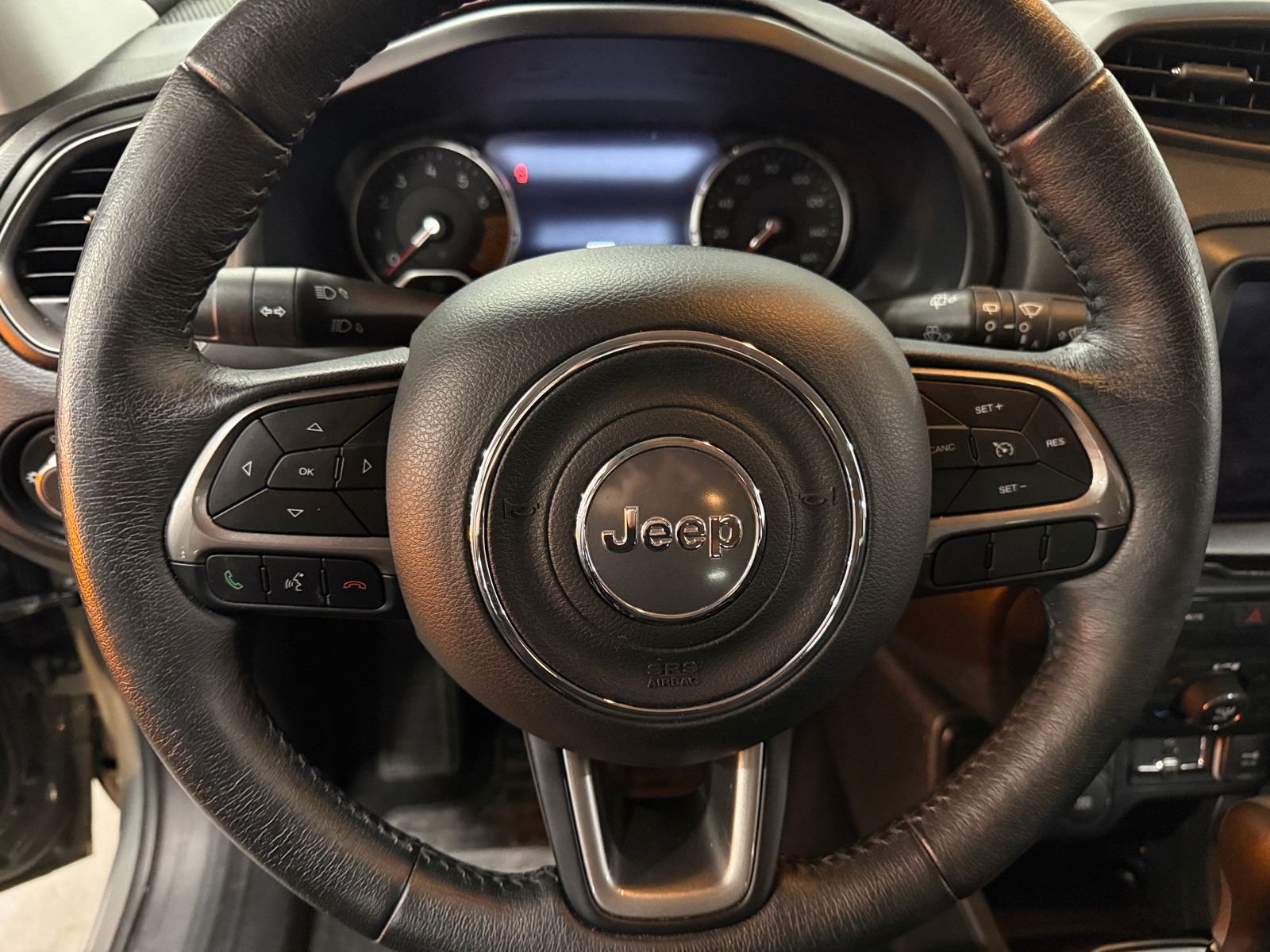 Thumbnail: 2022 Jeep Renegade - 5