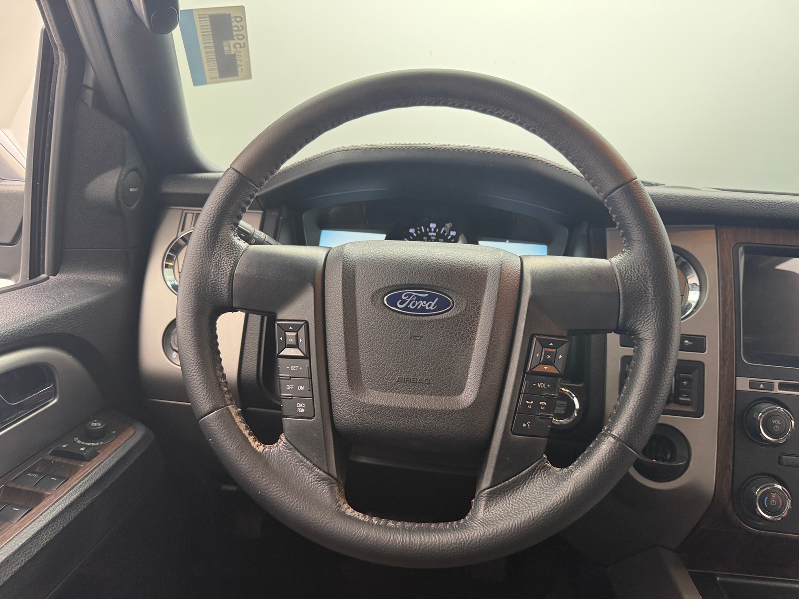 Thumbnail: 2017 Ford Expedition - 4