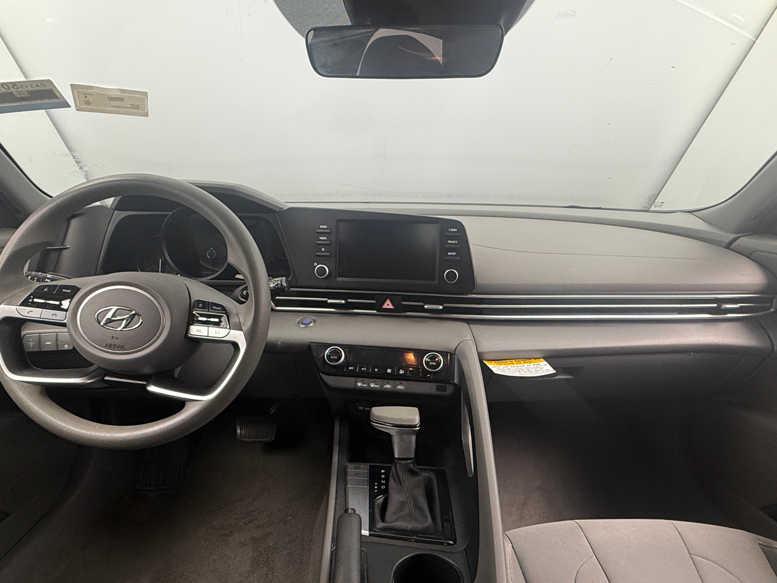 Thumbnail: 2023 Hyundai Elantra - 3