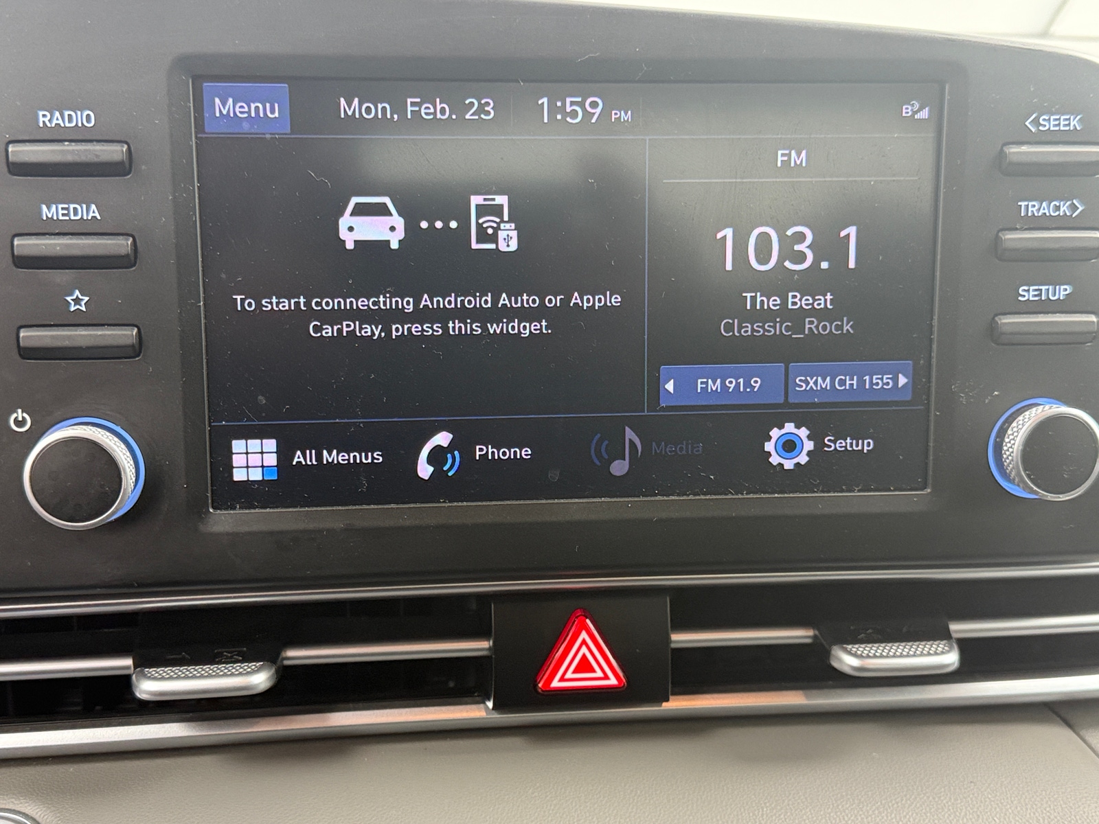 Thumbnail: 2023 Hyundai Elantra - 4