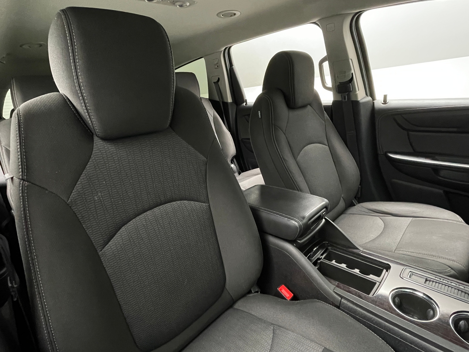 Thumbnail: 2017 Chevrolet Traverse - 2