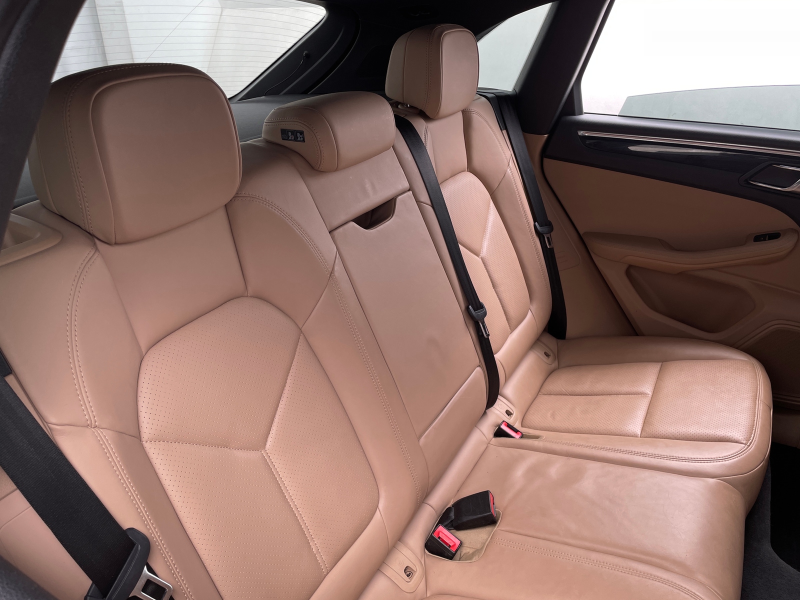 Thumbnail: 2020 Porsche Macan - 5