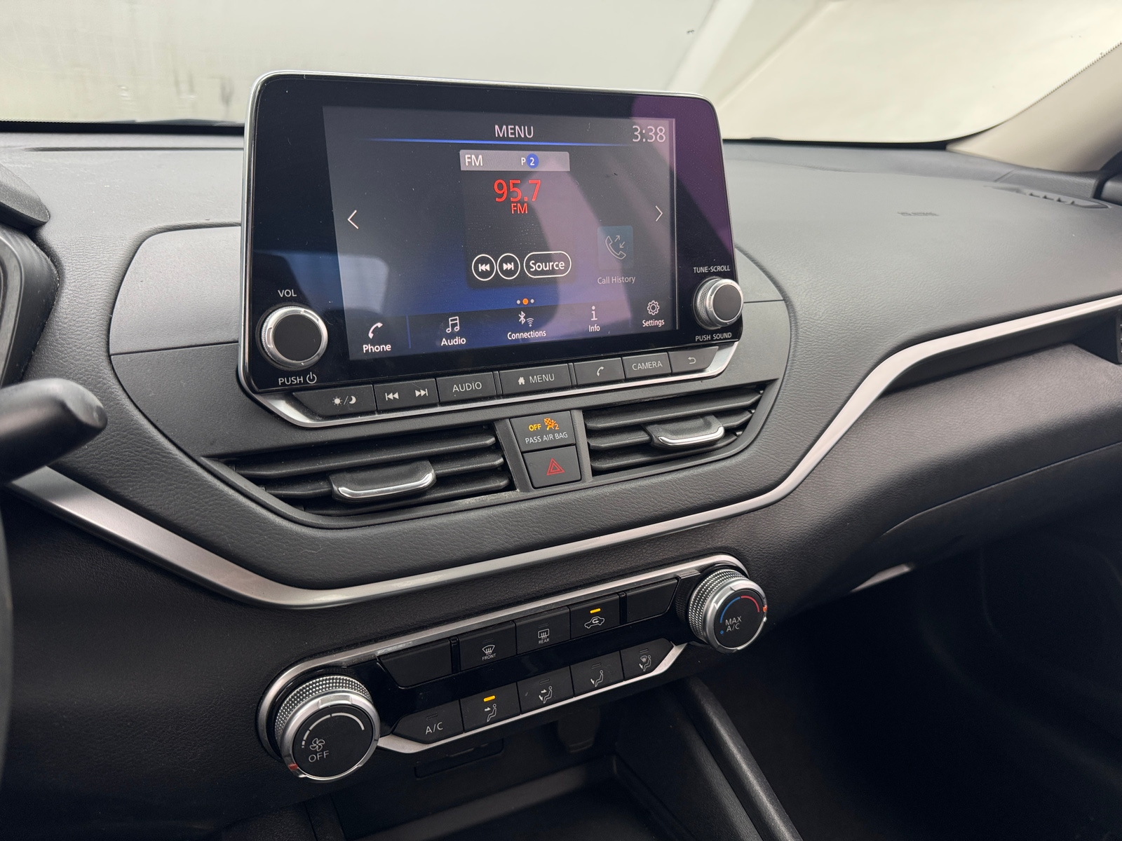 Thumbnail: 2022 Nissan Altima - 4