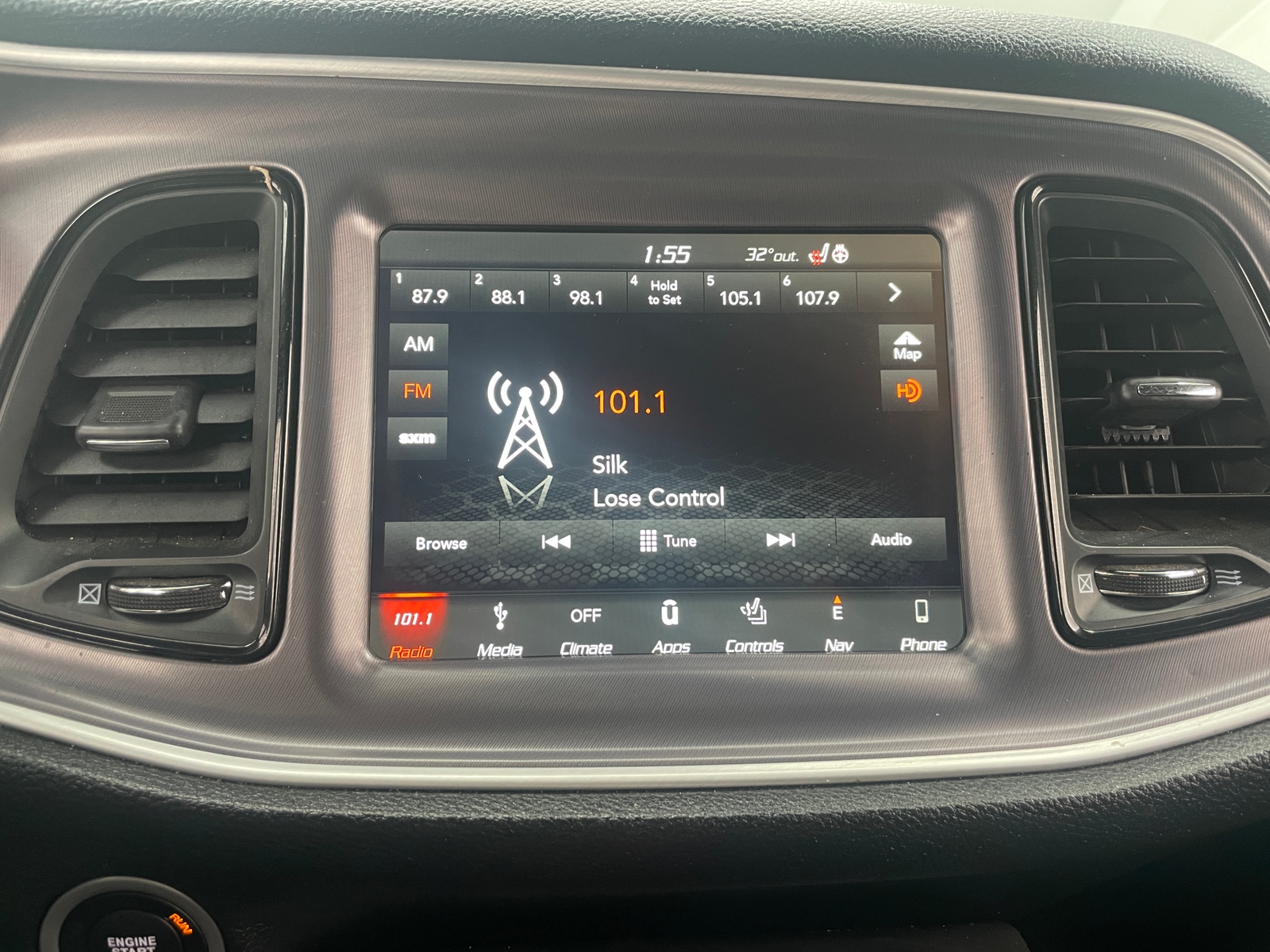 Thumbnail: 2019 Dodge Challenger - 2