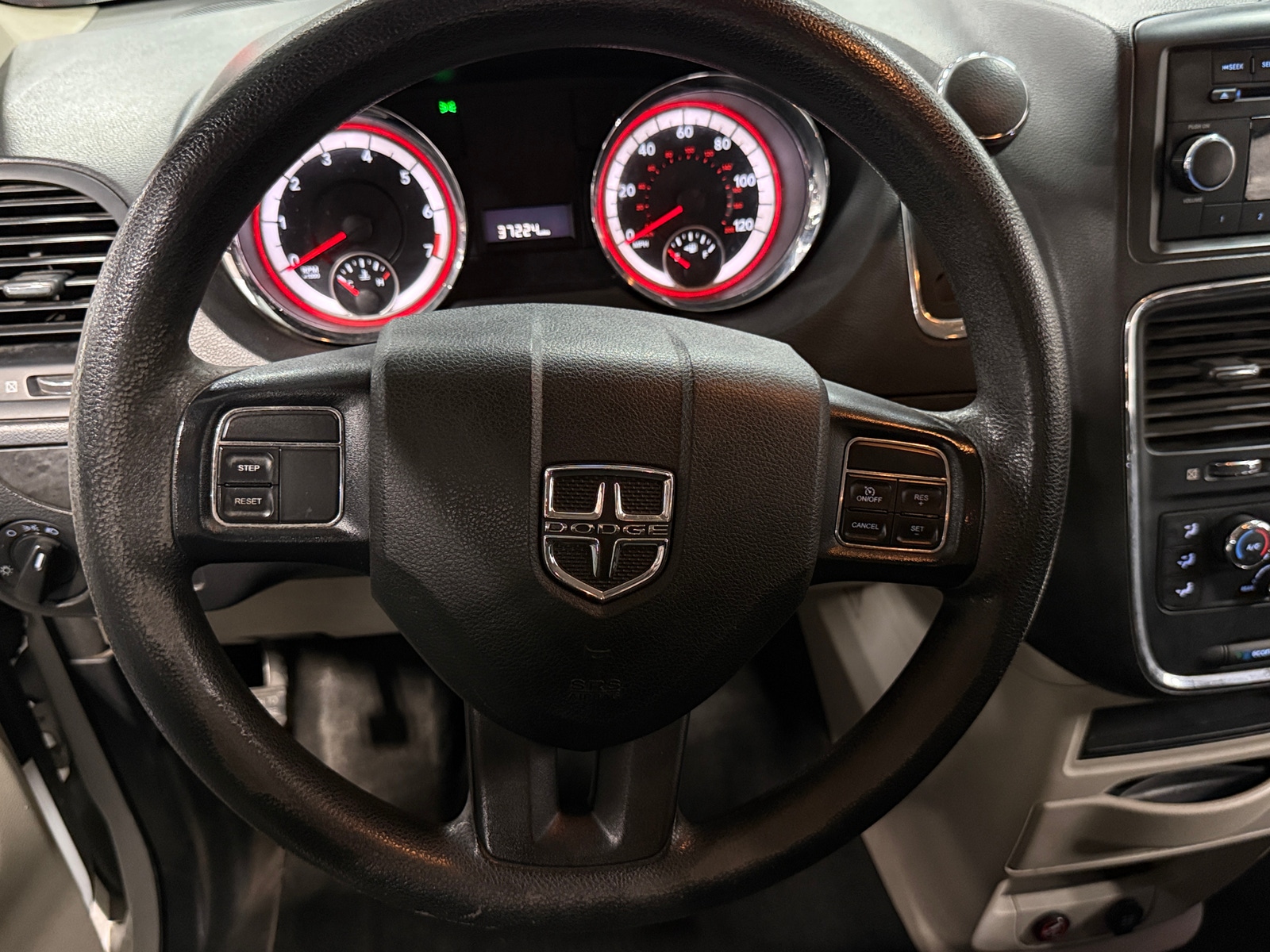 Thumbnail: 2016 Dodge Grand Caravan - 5