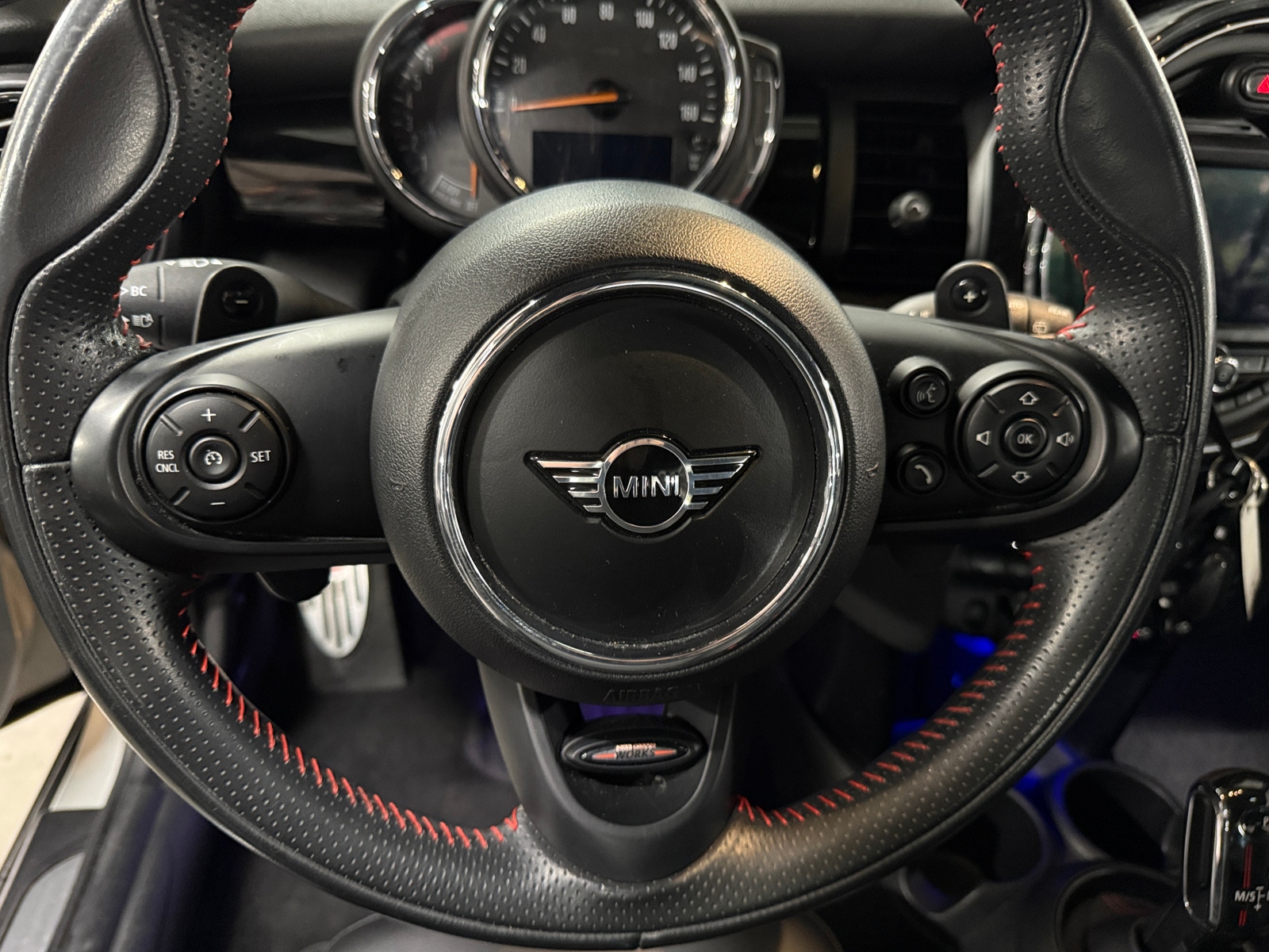 Thumbnail: 2020 MINI Cooper Hardtop - 4