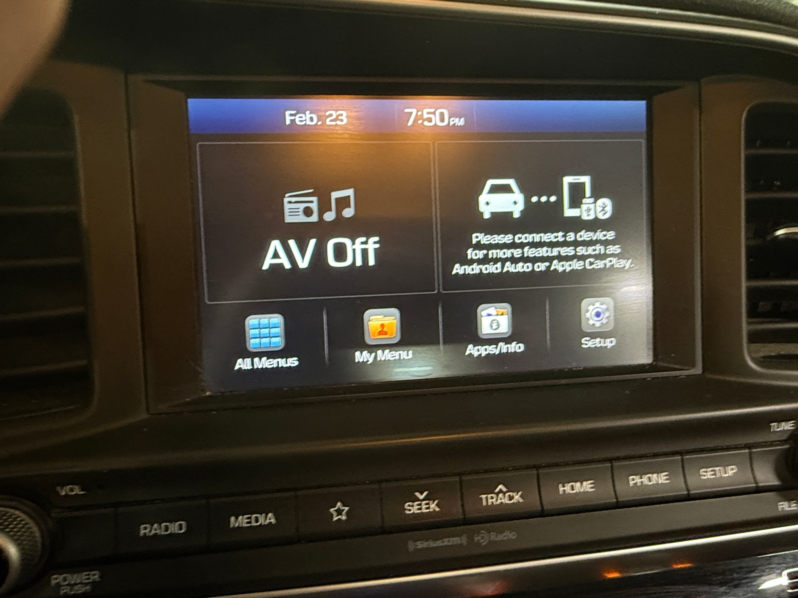 Thumbnail: 2019 Hyundai Elantra - 4