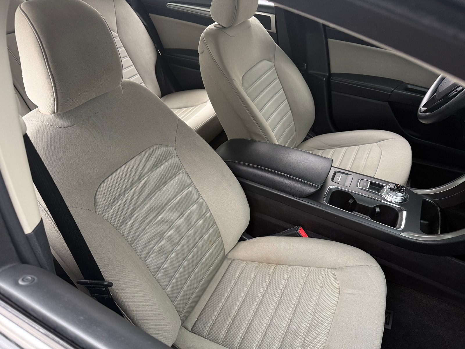 Thumbnail: 2020 Ford Fusion - 2