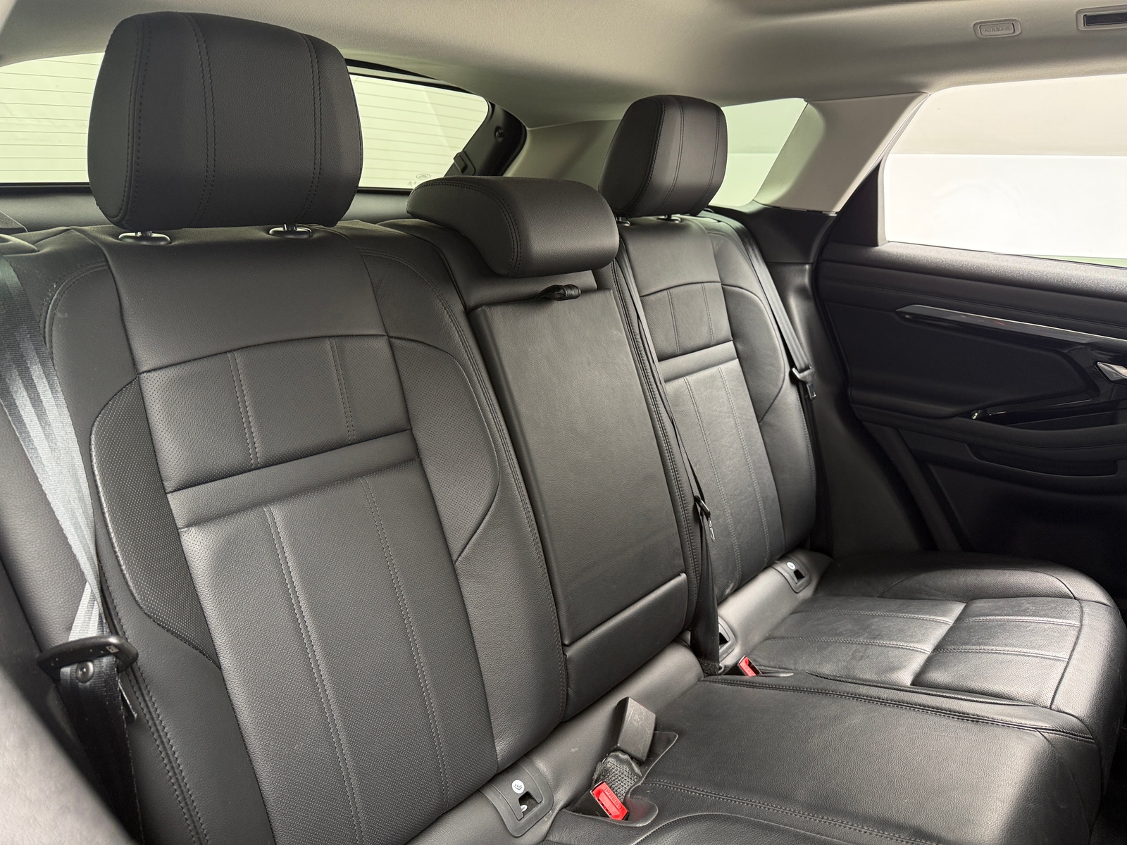 Thumbnail: 2021 Land Rover Range Rover Evoque - 5