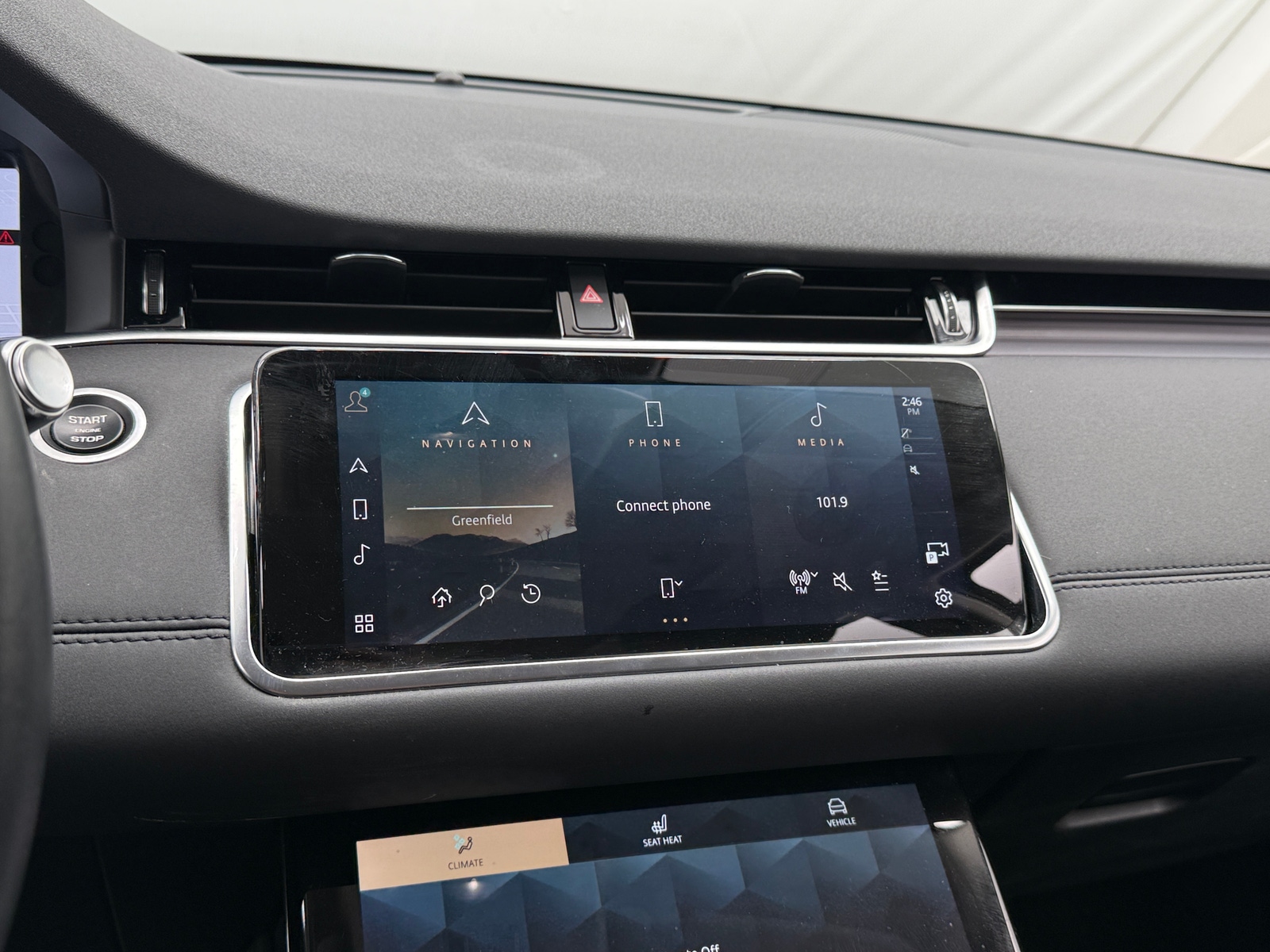 Thumbnail: 2021 Land Rover Range Rover Evoque - 3