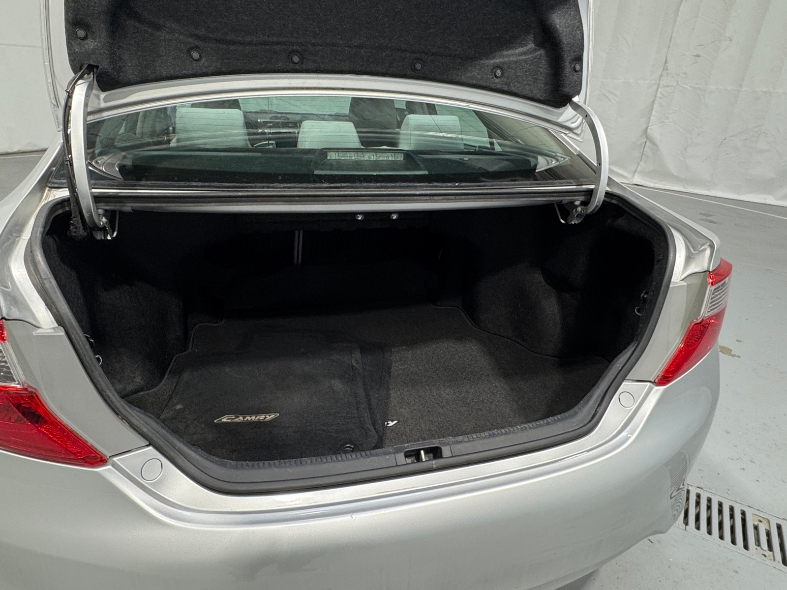 Thumbnail: 2014 Toyota Camry - 7