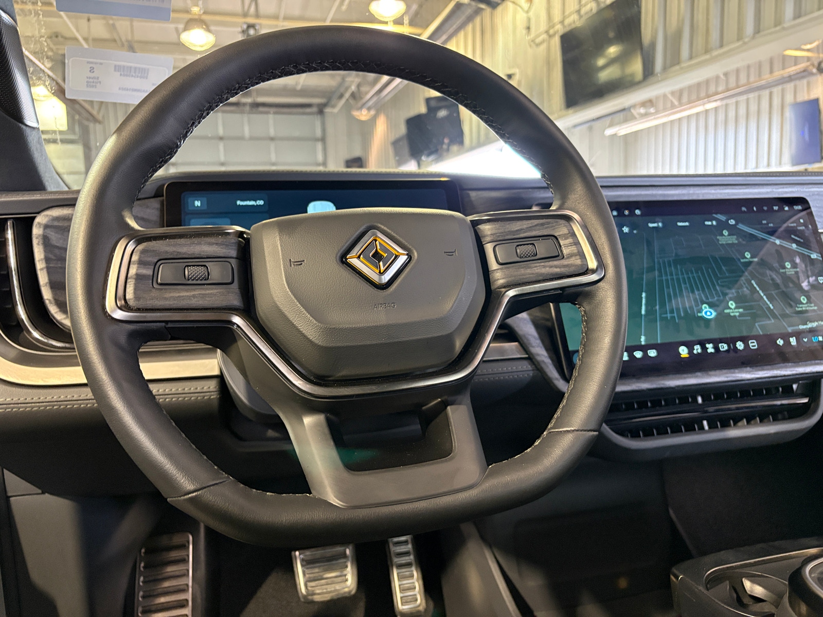 Thumbnail: 2022 Rivian R1T - 4