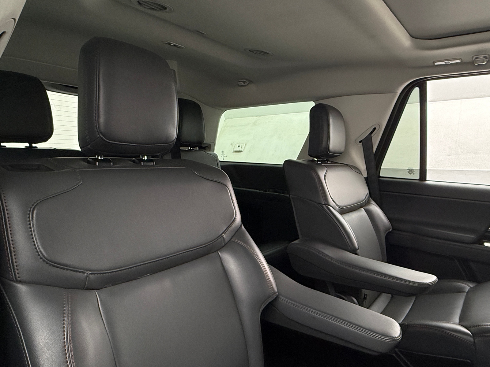 Thumbnail: 2025 Ford Expedition - 6