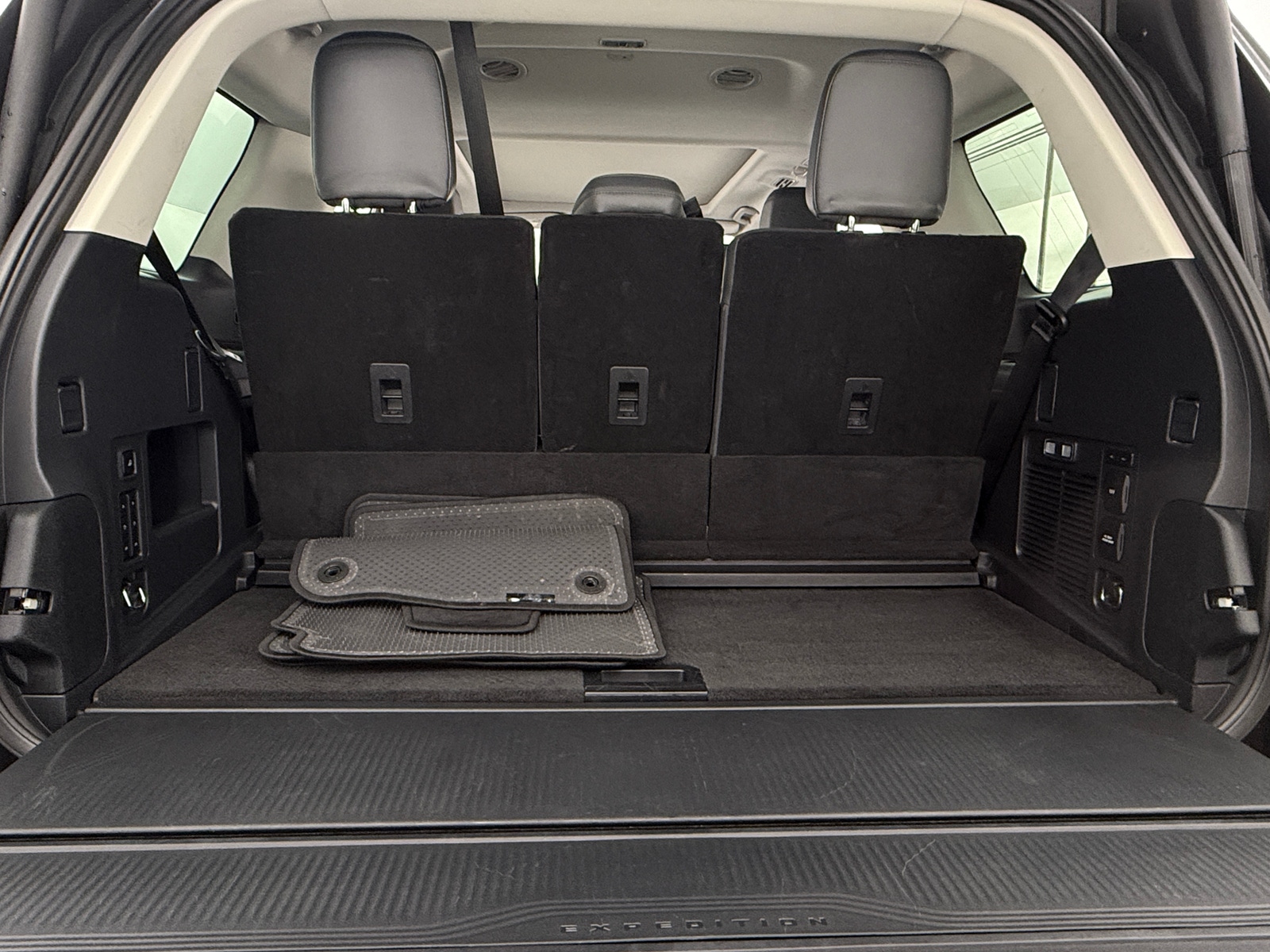 Thumbnail: 2025 Ford Expedition - 7