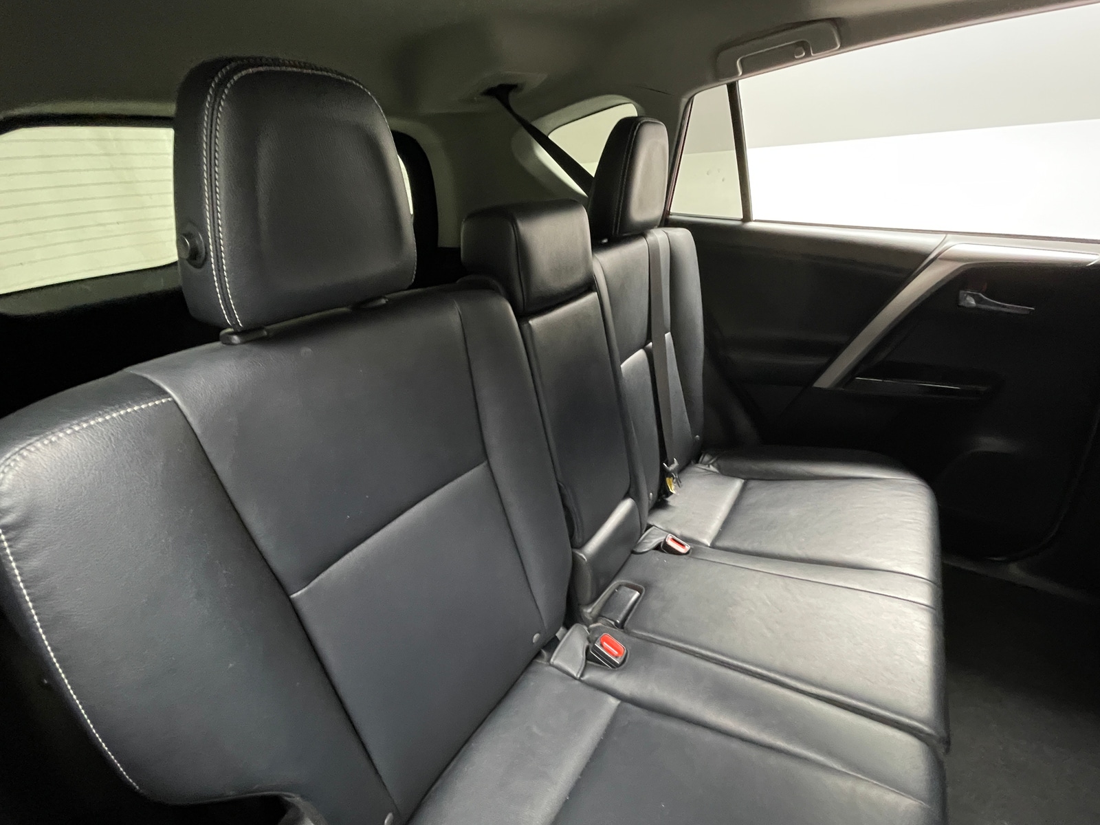 Thumbnail: 2016 Toyota RAV4 - 5