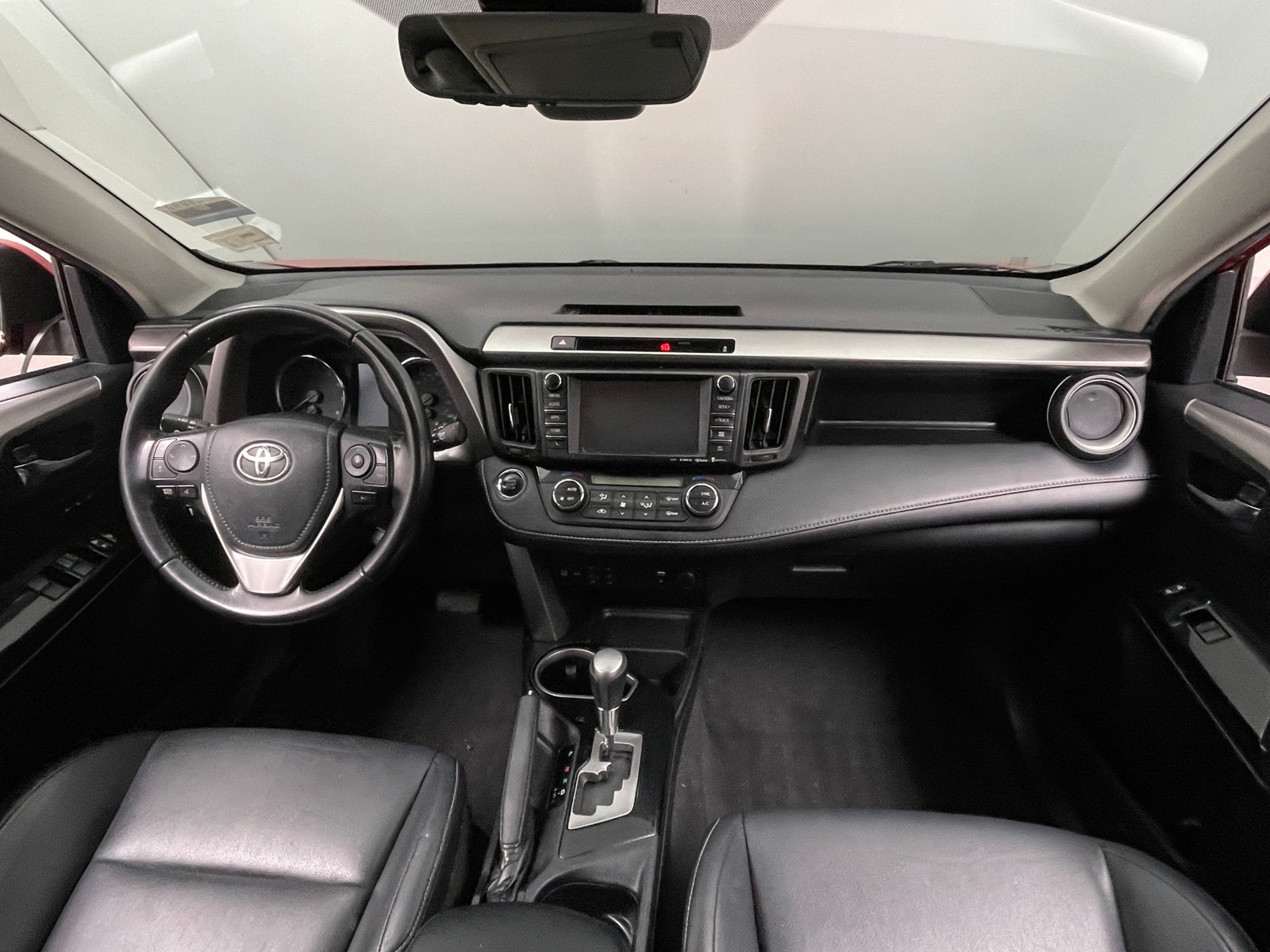 Thumbnail: 2016 Toyota RAV4 - 2